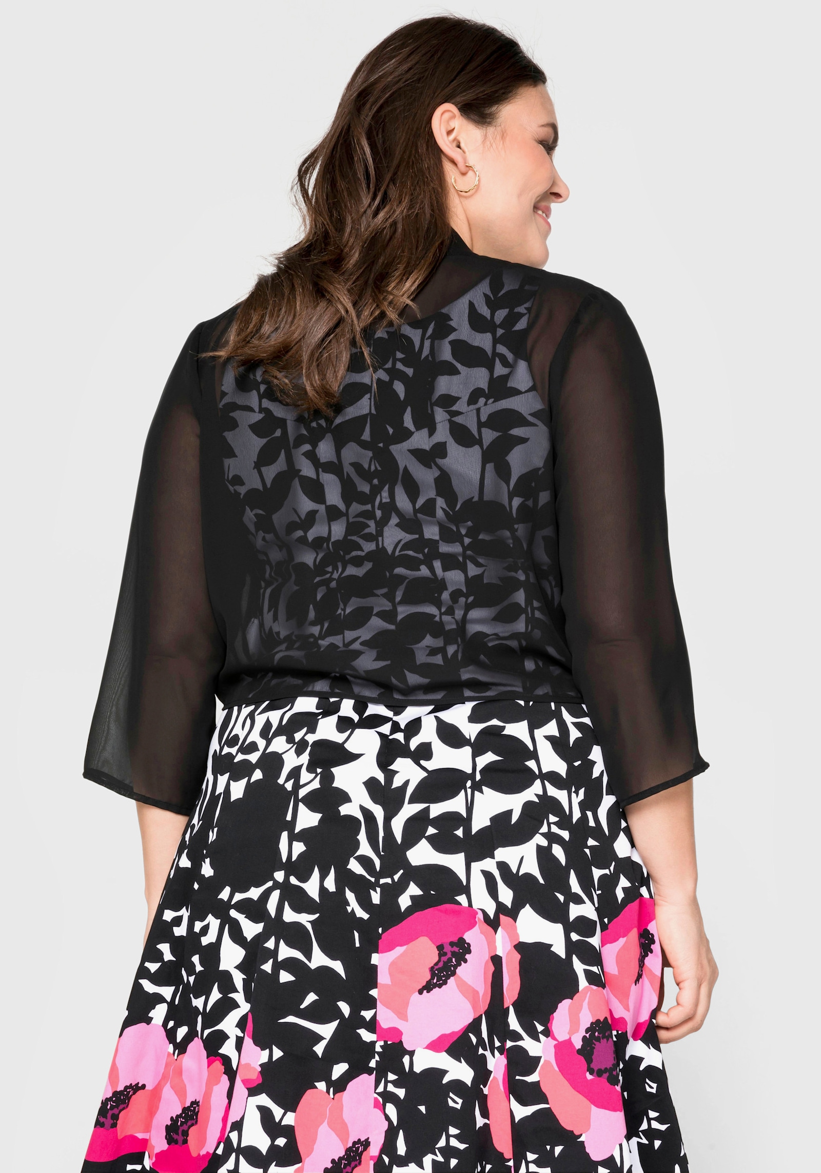 sheego Bolerojacke aus Chiffon, im Zipfelschnitt - schwarz