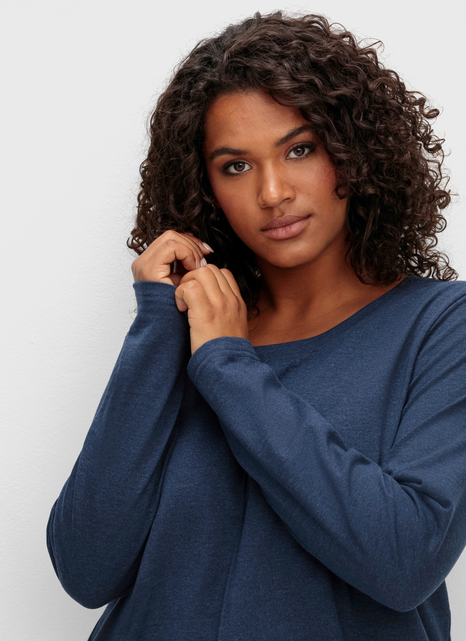 sheego Langarmshirt in A-Linie, fein meliert - nachtblau-meliert