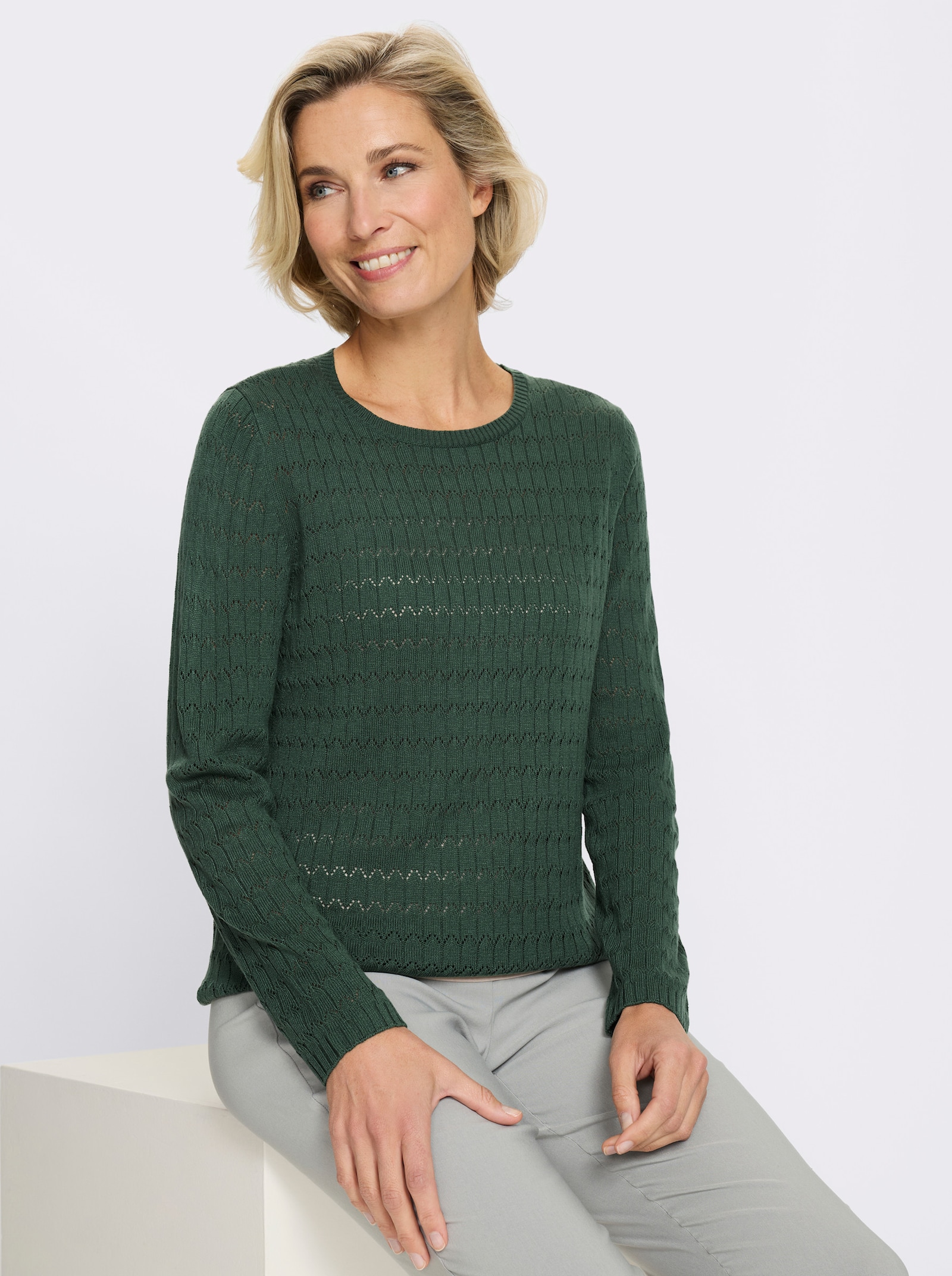 Rundhalspullover mit Strickmuster-Mix - moos