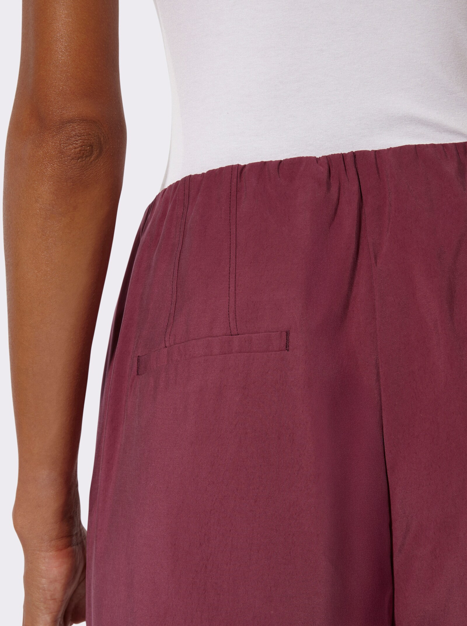 Marlene-Hose mit Schlitz am Saum - bordeaux