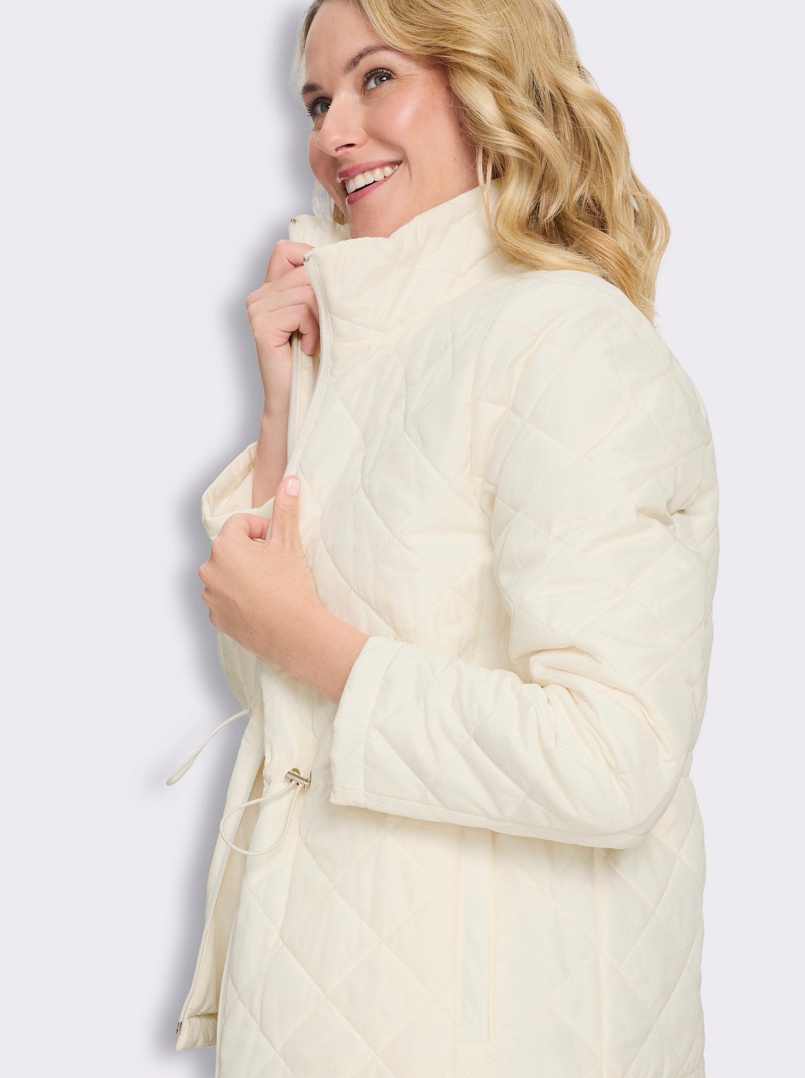 Steppjacke mit Tunnelzug in der Taille - ecru