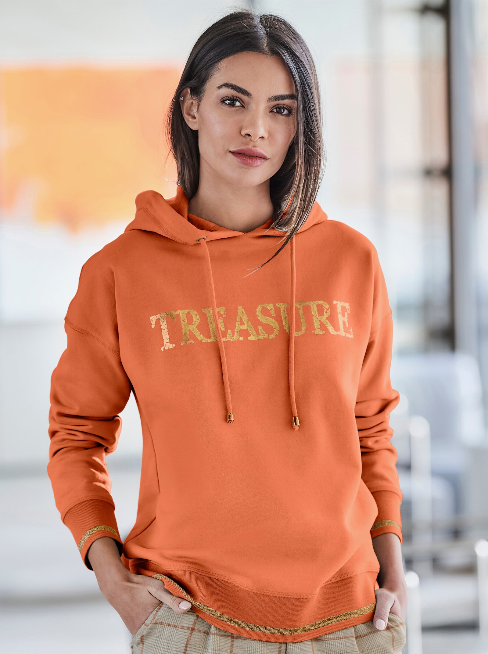 heine Hoodie met glansgaren - papaja bedrukt