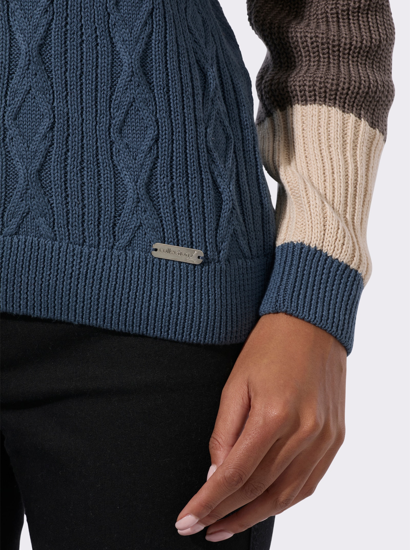  Stehkragenpullover in Patchwork-Optik - elfenbein-rauchblau-gemustert