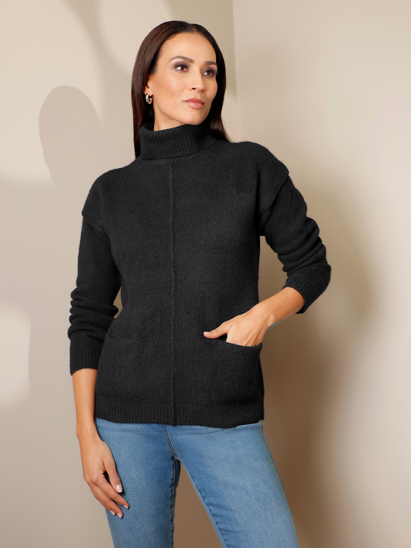 heine Rollkragenpullover mit eingearbeiteten Taschen - schwarz