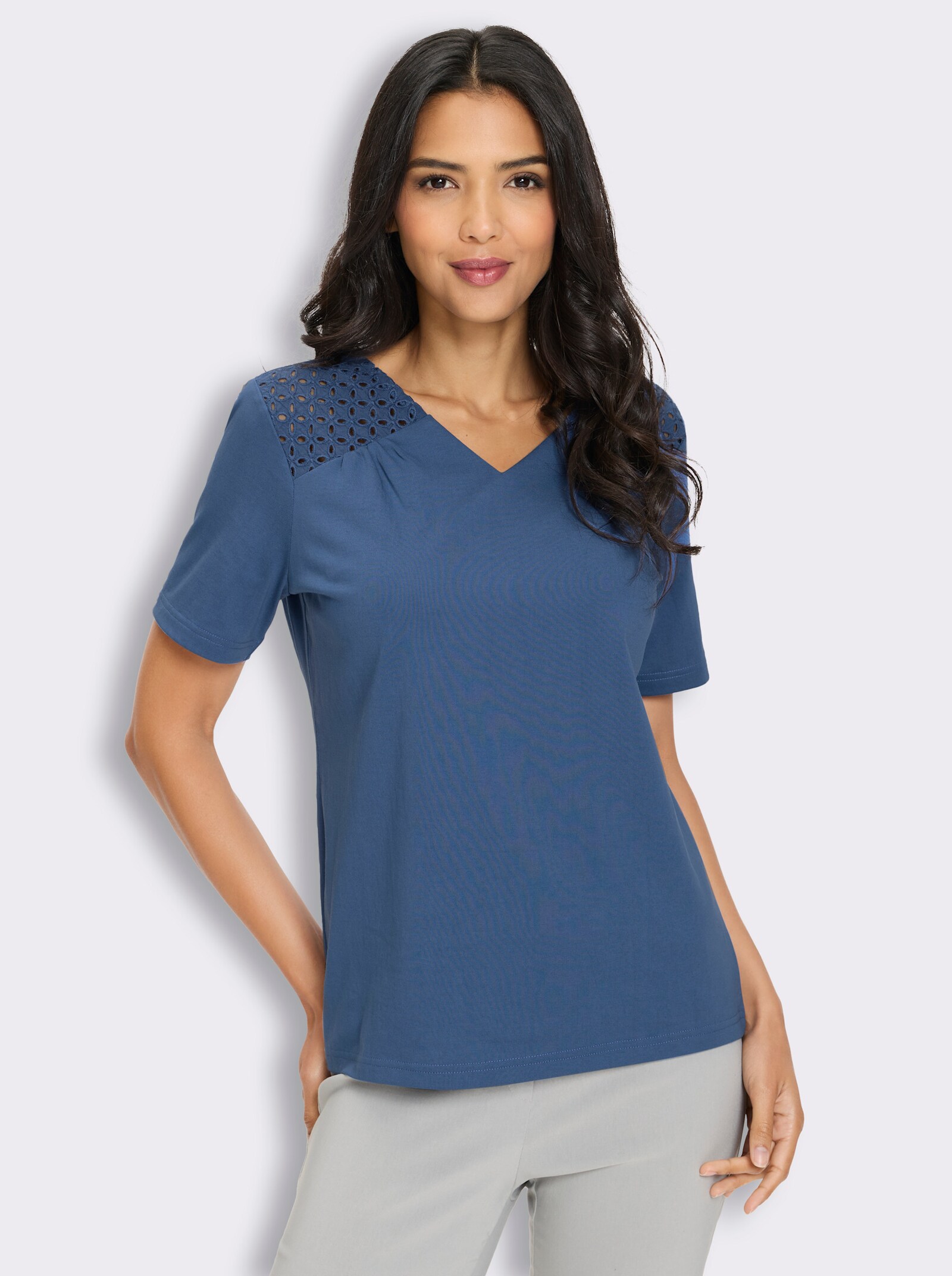 Kurzarmshirt mit Spitzendetails - jeansblau