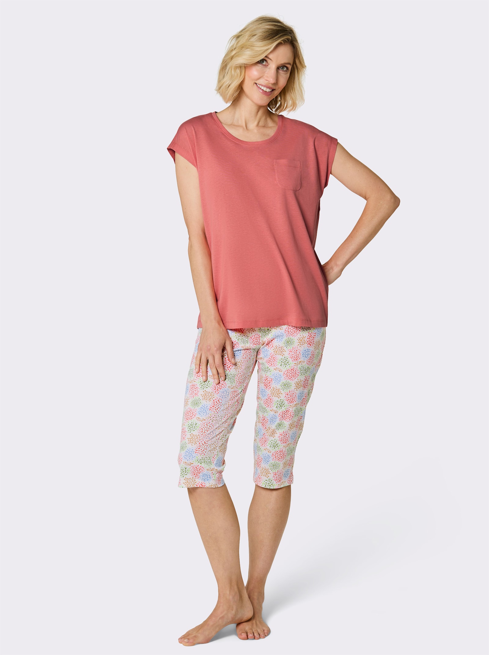 wäschepur Capri-Schlafanzug mit Blümchenhose - weiß-koralle-bedruckt