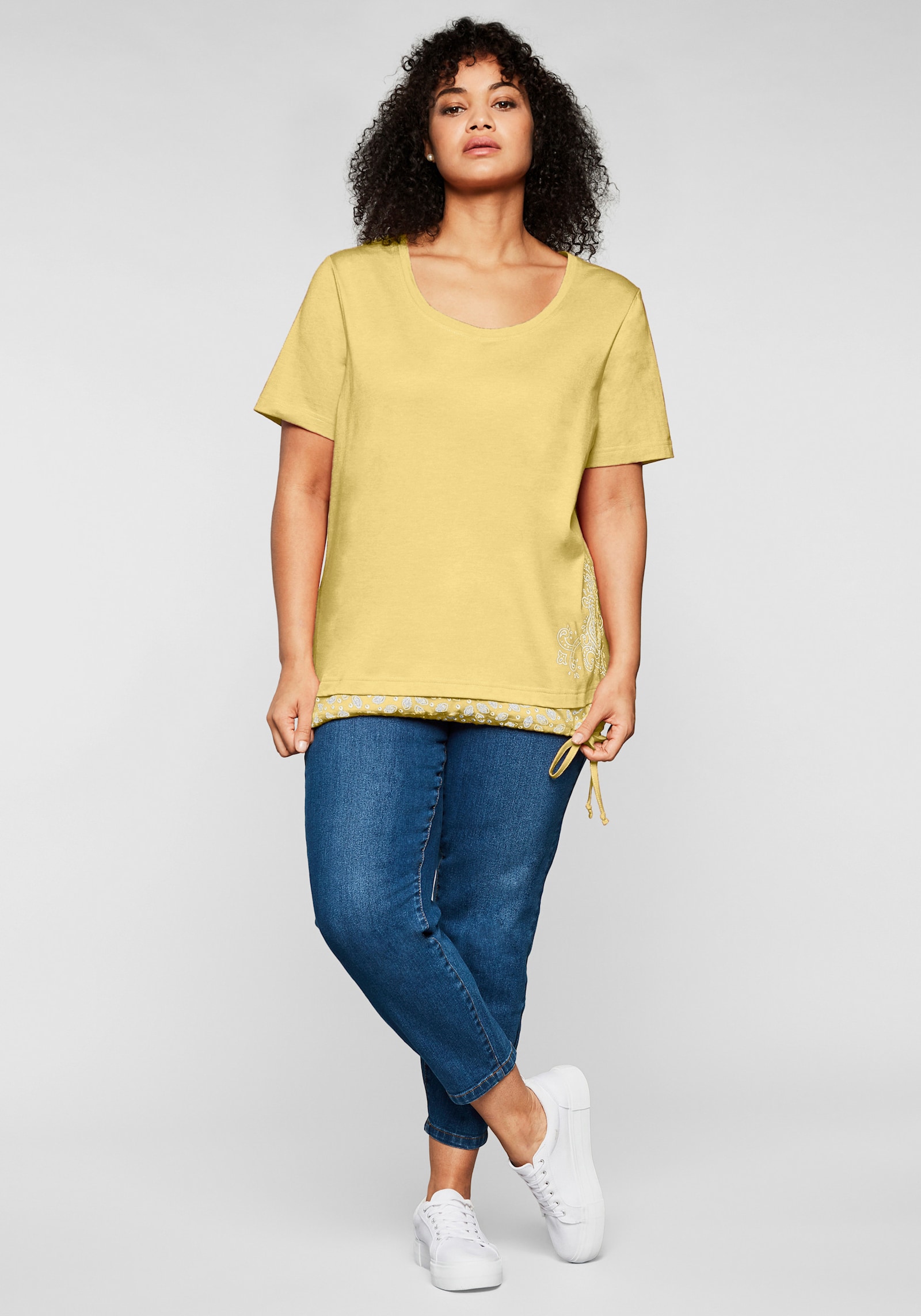 sheego Kurzarmshirt in 2-in-1-Optik - limone