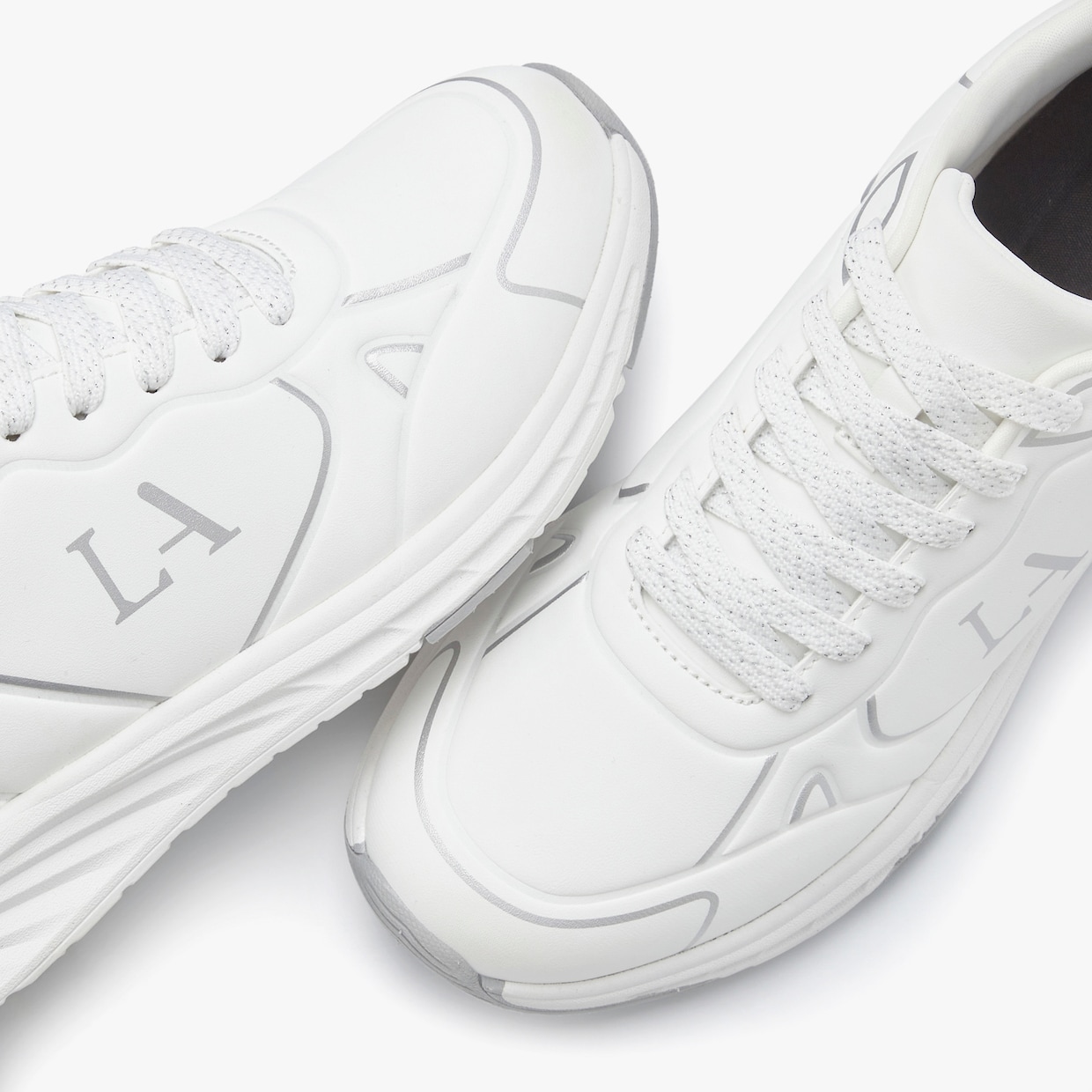 LASCANA Sneaker - weiss/silberfarben