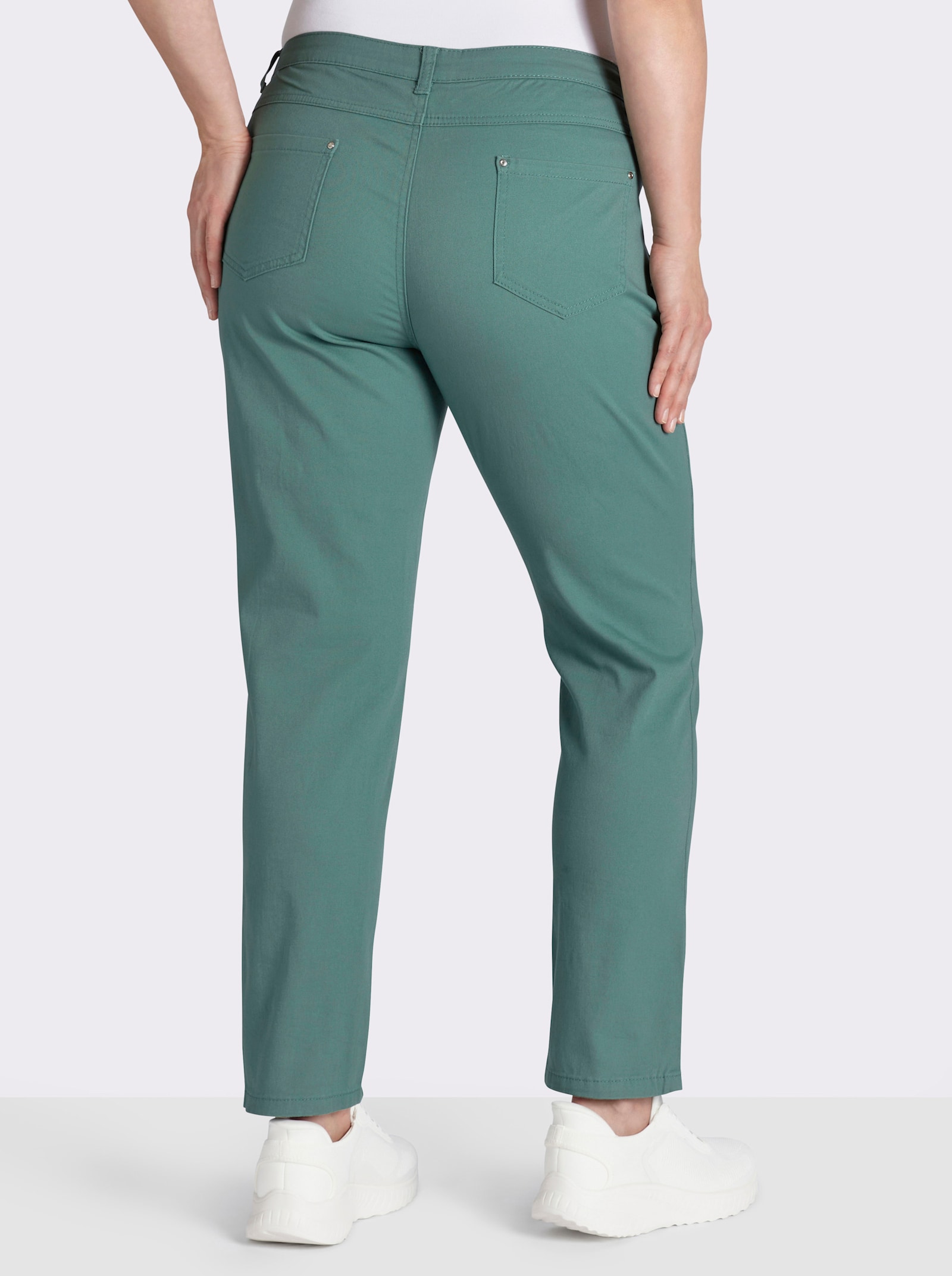 Jeans mit Knopfleiste statt Reißverschluss - jade