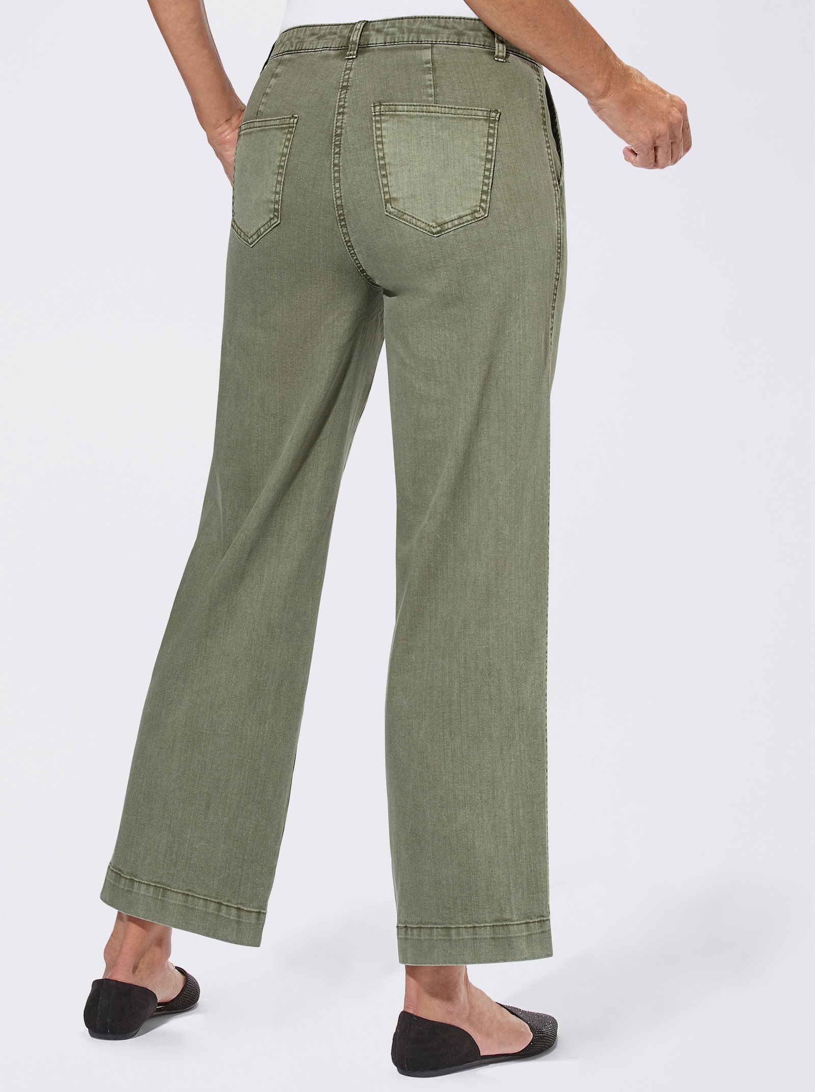 Culotte mit aufgesetzten Taschen hinten - khaki