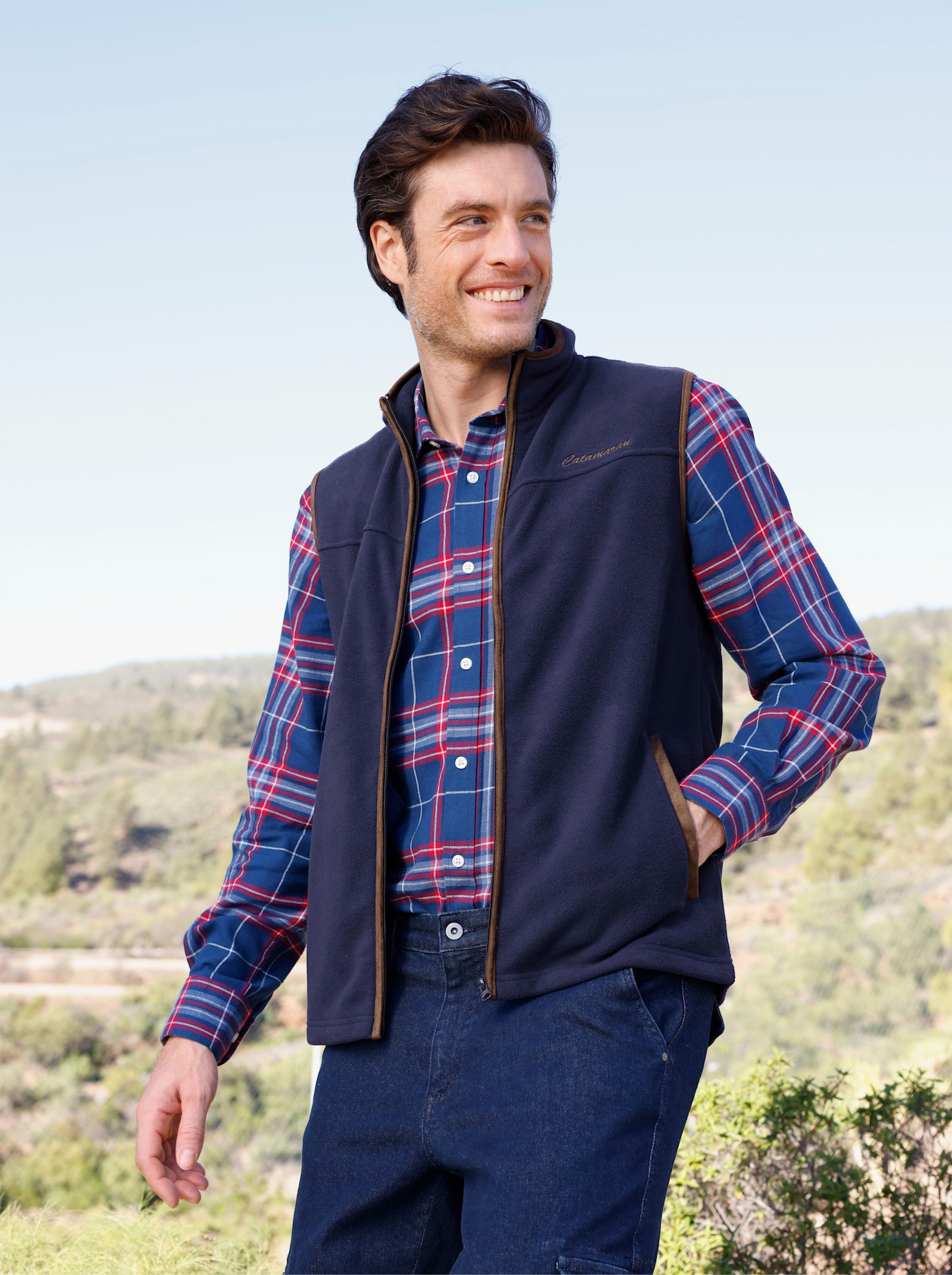 Catamaran Fleecejacke mit Stickerei - marine-schoko