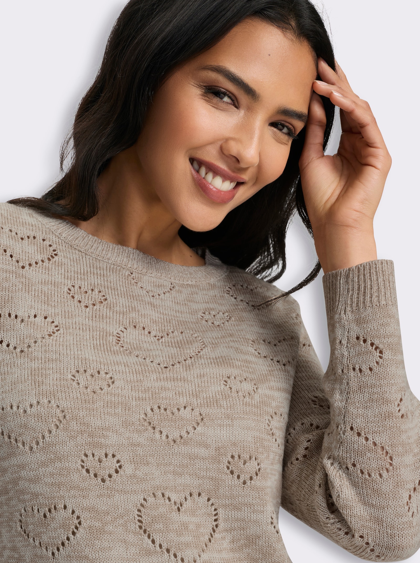 Ajourpullover mit Herzchen - sesam-champagner-meliert