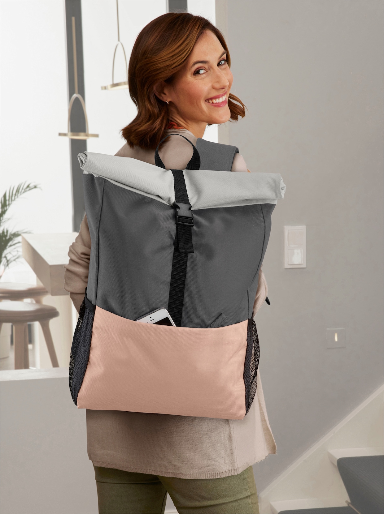 Rucksack mit Kosmetiktasche - grau