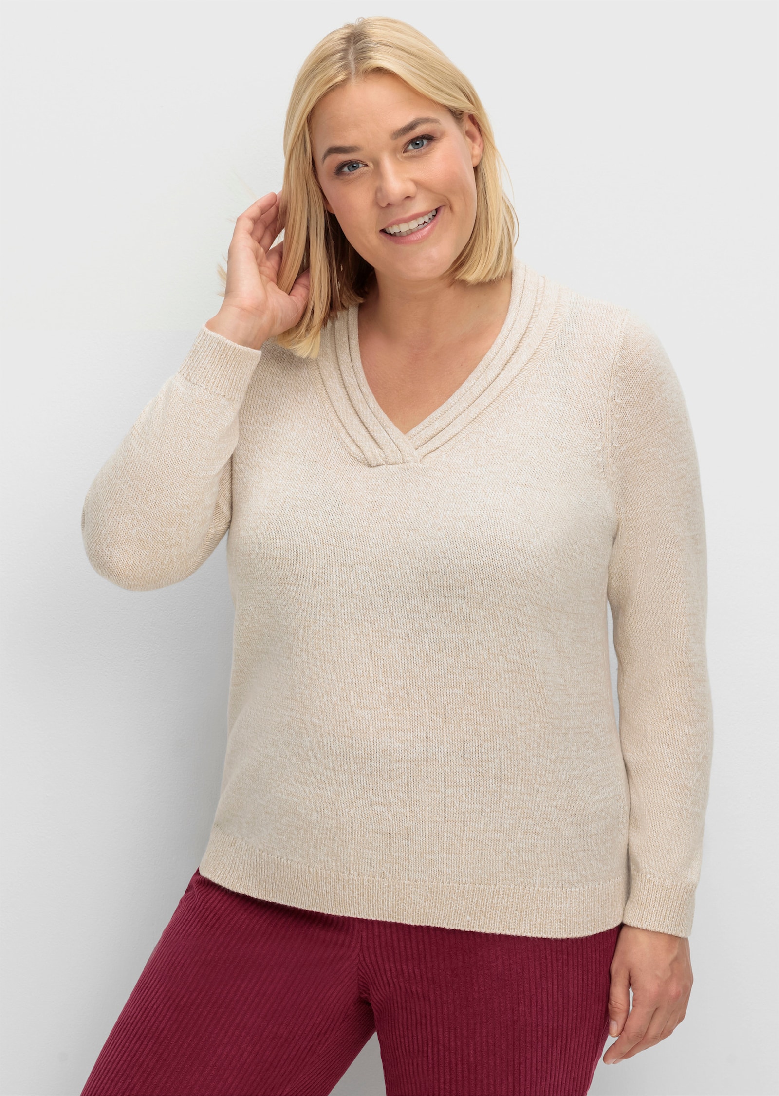 V-Ausschnitt-Pullover mit Rollkante - beige-meliert