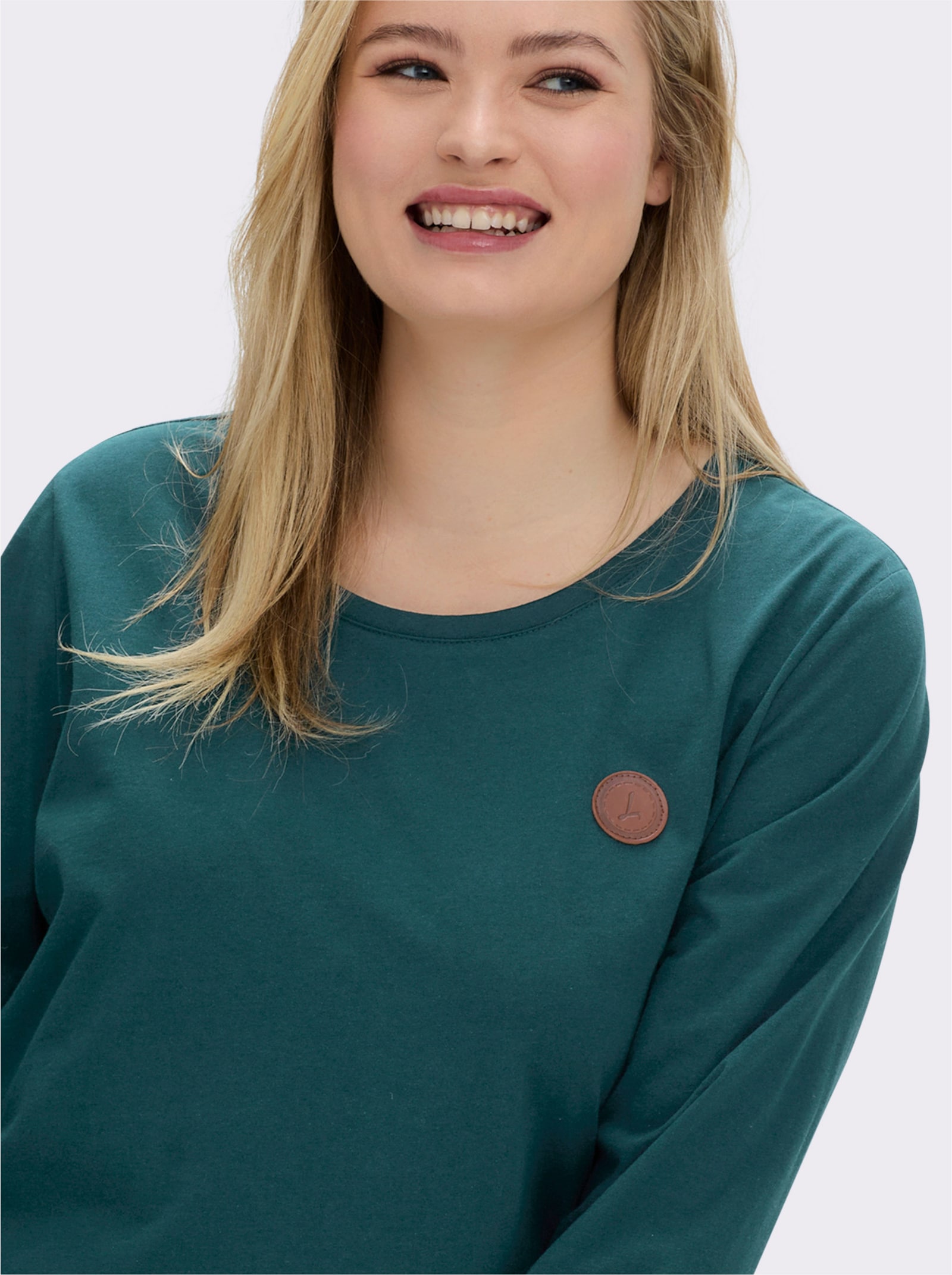 Langarmshirt mit Leder-Imitat-Patch - petrol