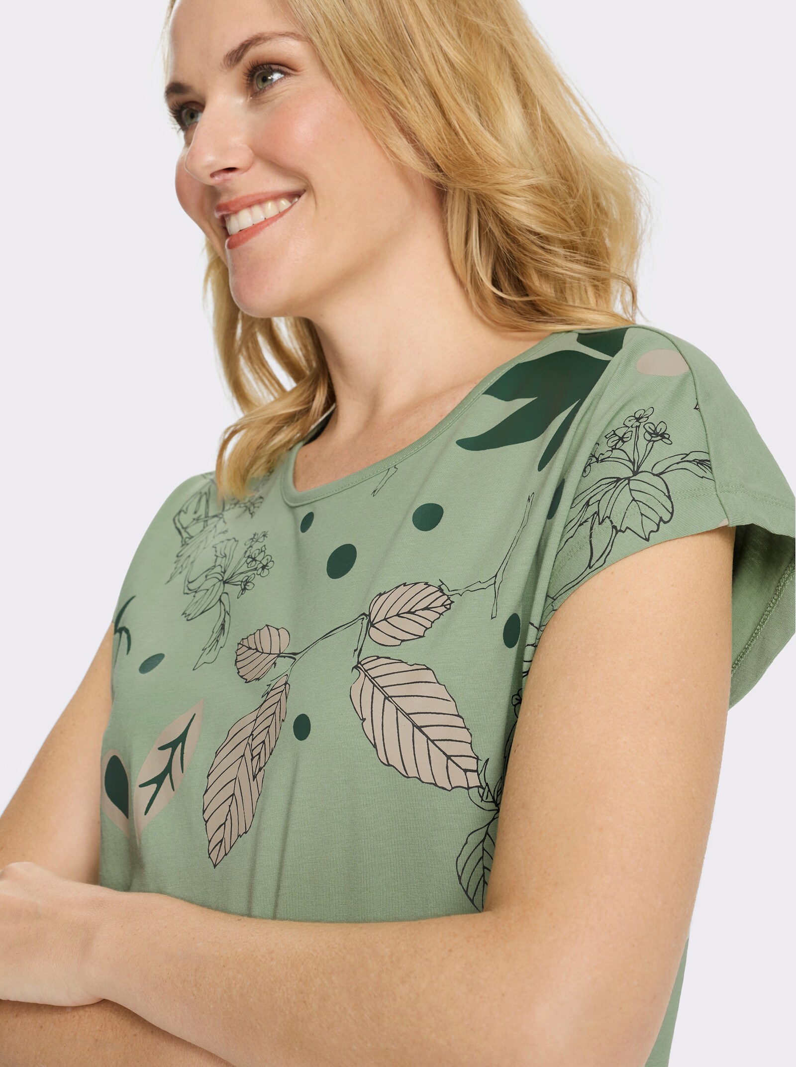Rundhalsshirt mit platziertem Druck - eucalyptus-moos-bedruckt