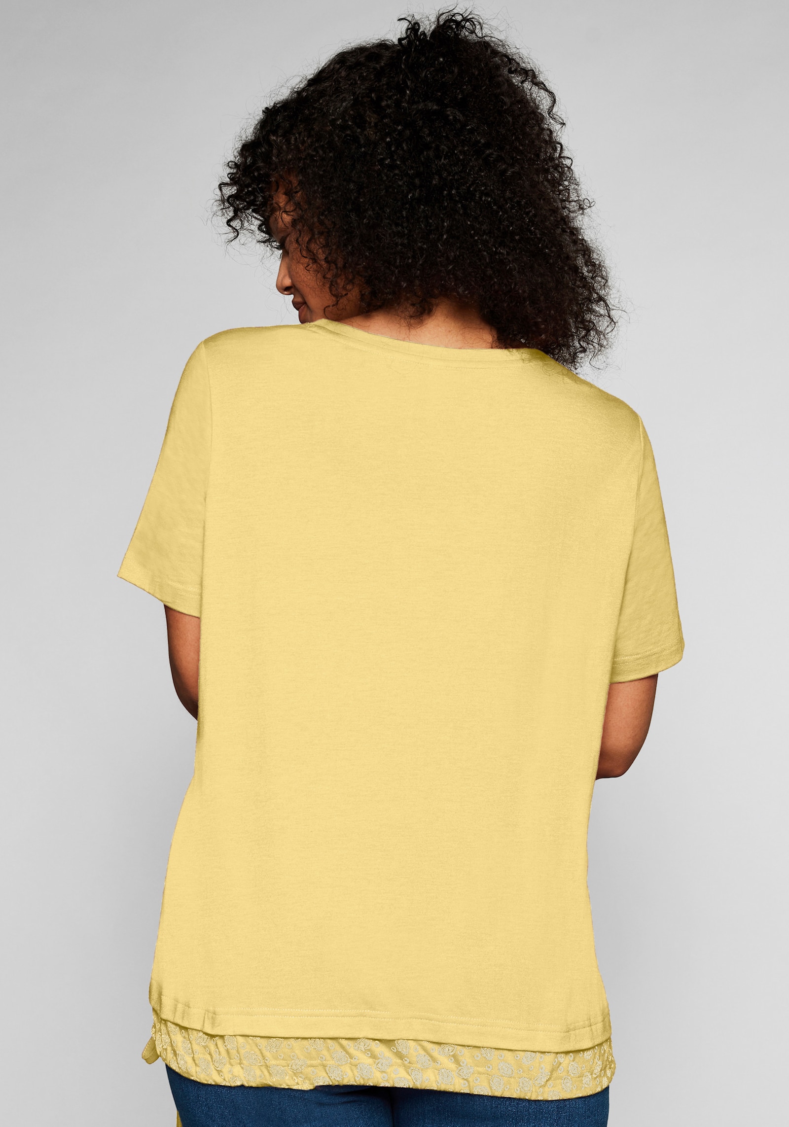 sheego Kurzarmshirt in 2-in-1-Optik - limone