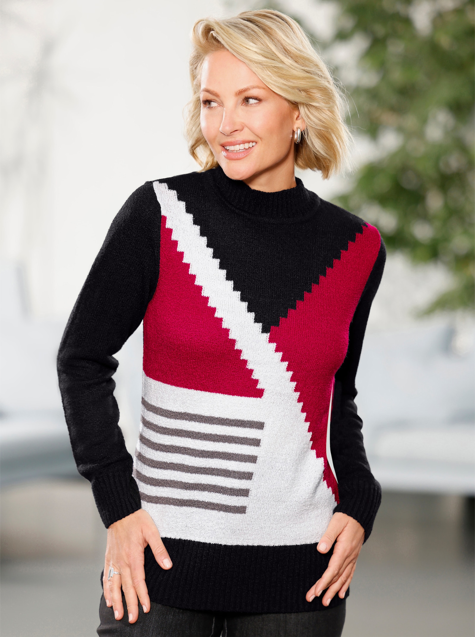 Pullover mit Intarsien-Muster - rot-schwarz-gemustert