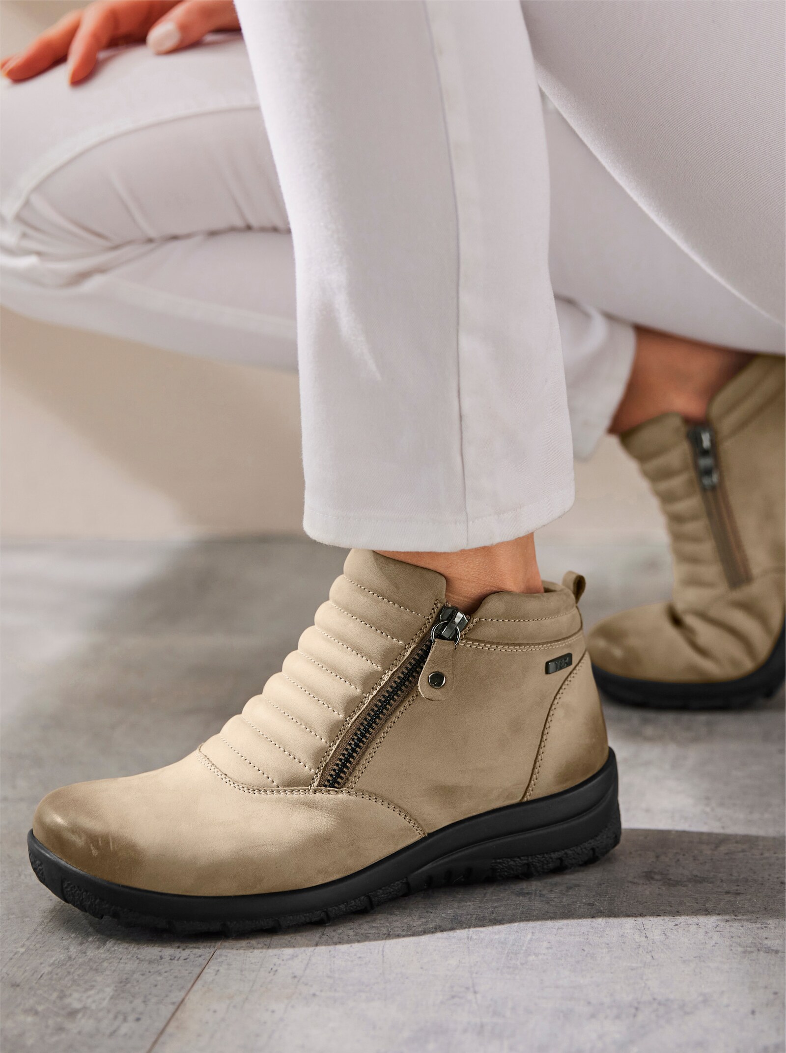 Caprice Stiefelette mit Futter - beige