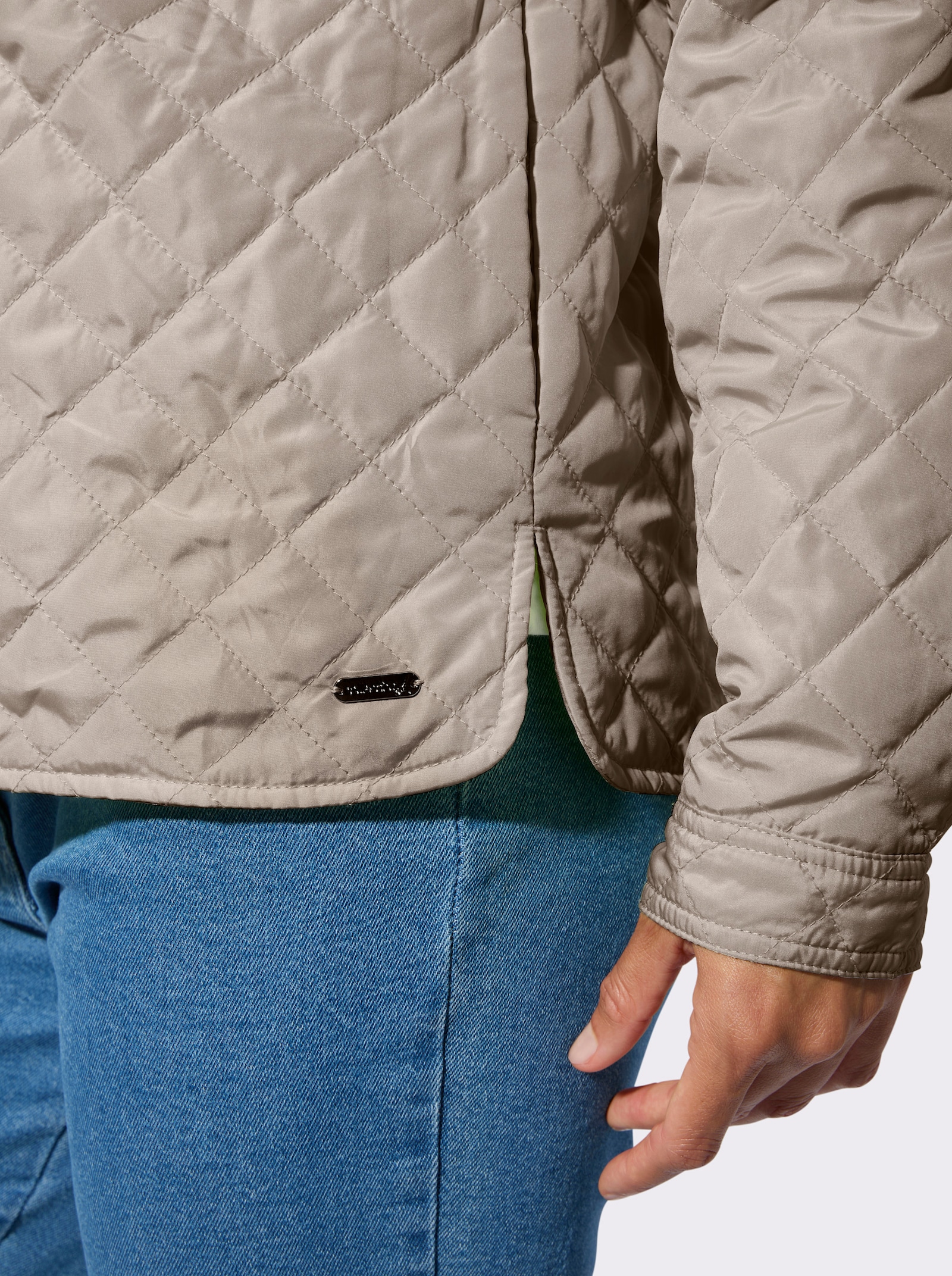 Blusenjacke mit aufgesetzten Brusttaschen - sesam