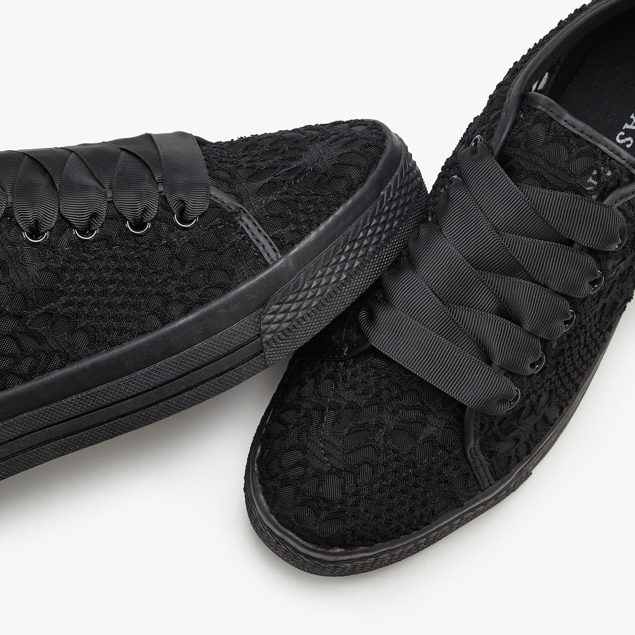 LASCANA Sneaker - schwarz
