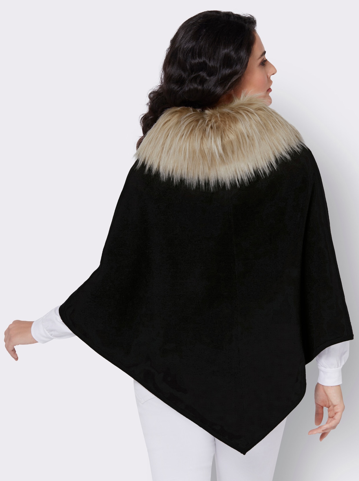 Poncho en tricot - noir