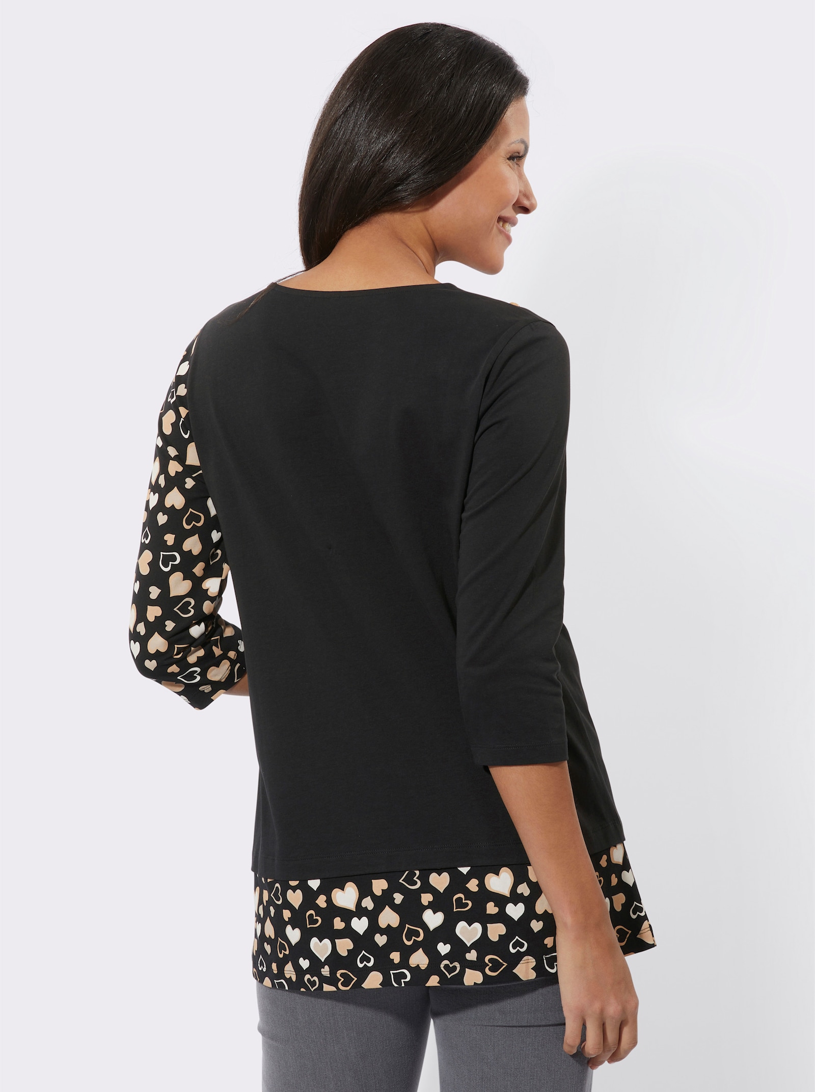 Dlouhé tričko se srdíčkovými vsadkami - černá-velbloudí-potisk