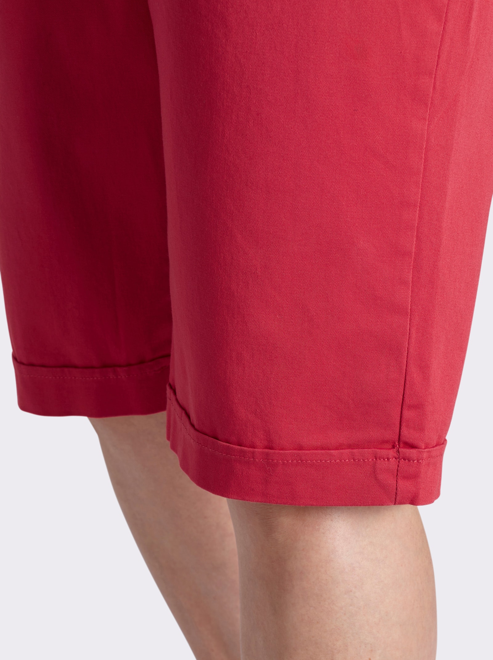 Jeansbermudas mit Dehnbund hinten - rot