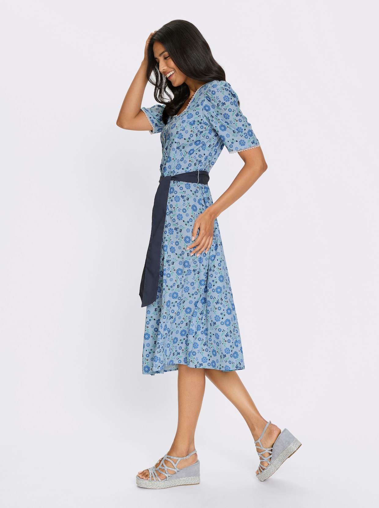 Trachtenkleid - hellblau-marine-bedruckt