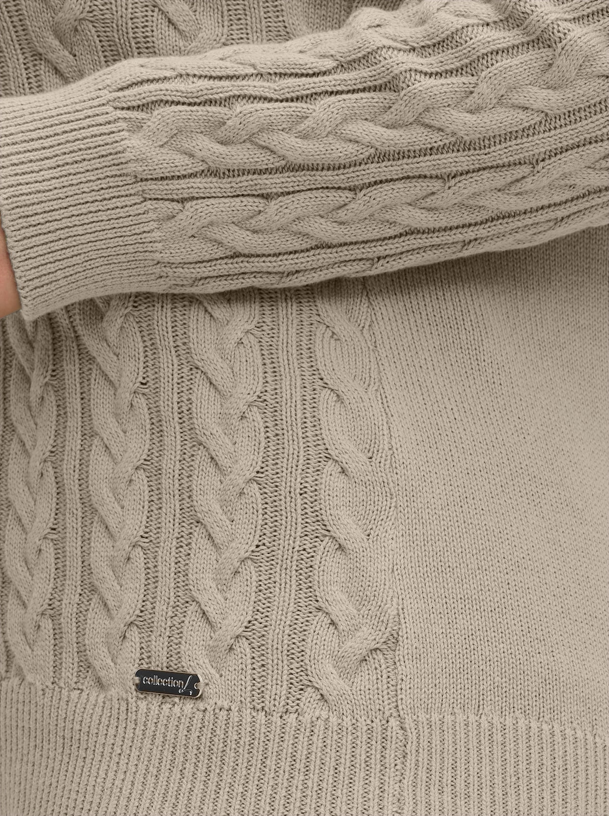 Strickpullover mit Zopfmuster - sand