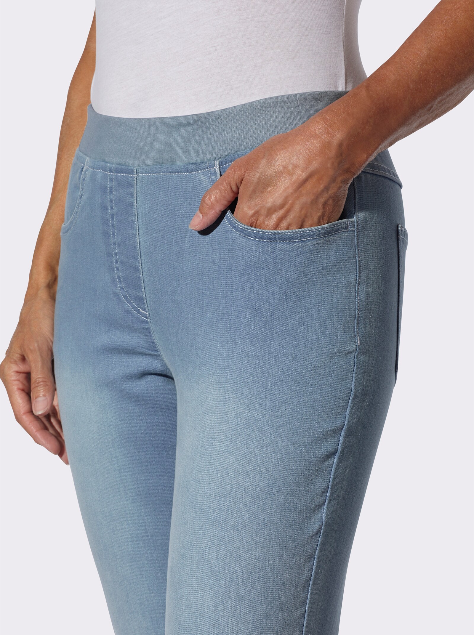 Schlupfjeans mit Stretch-Bund - blue-bleached