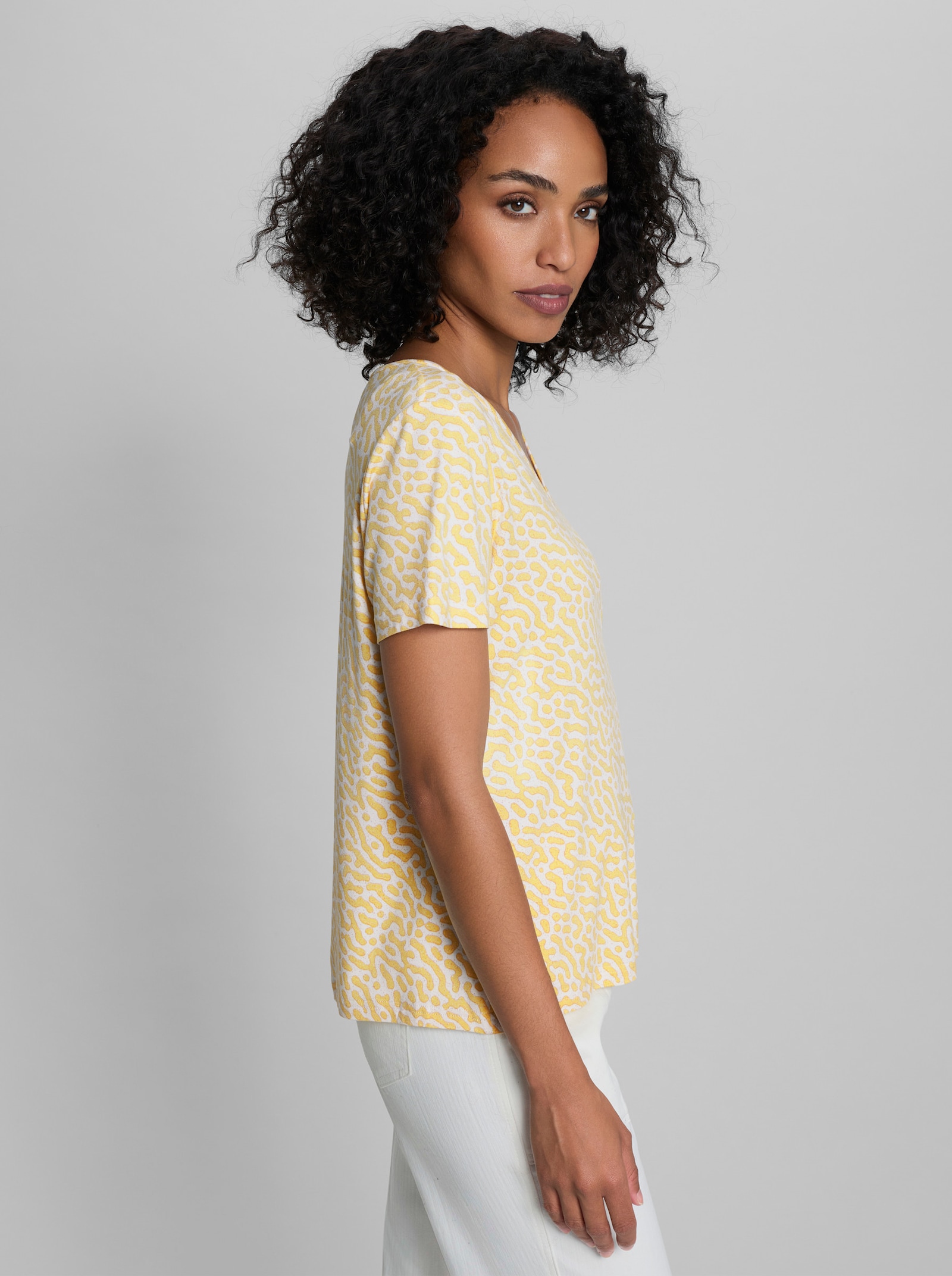 heine Shirt mit Druck-Dessin - zitrone-ecru-bedruckt