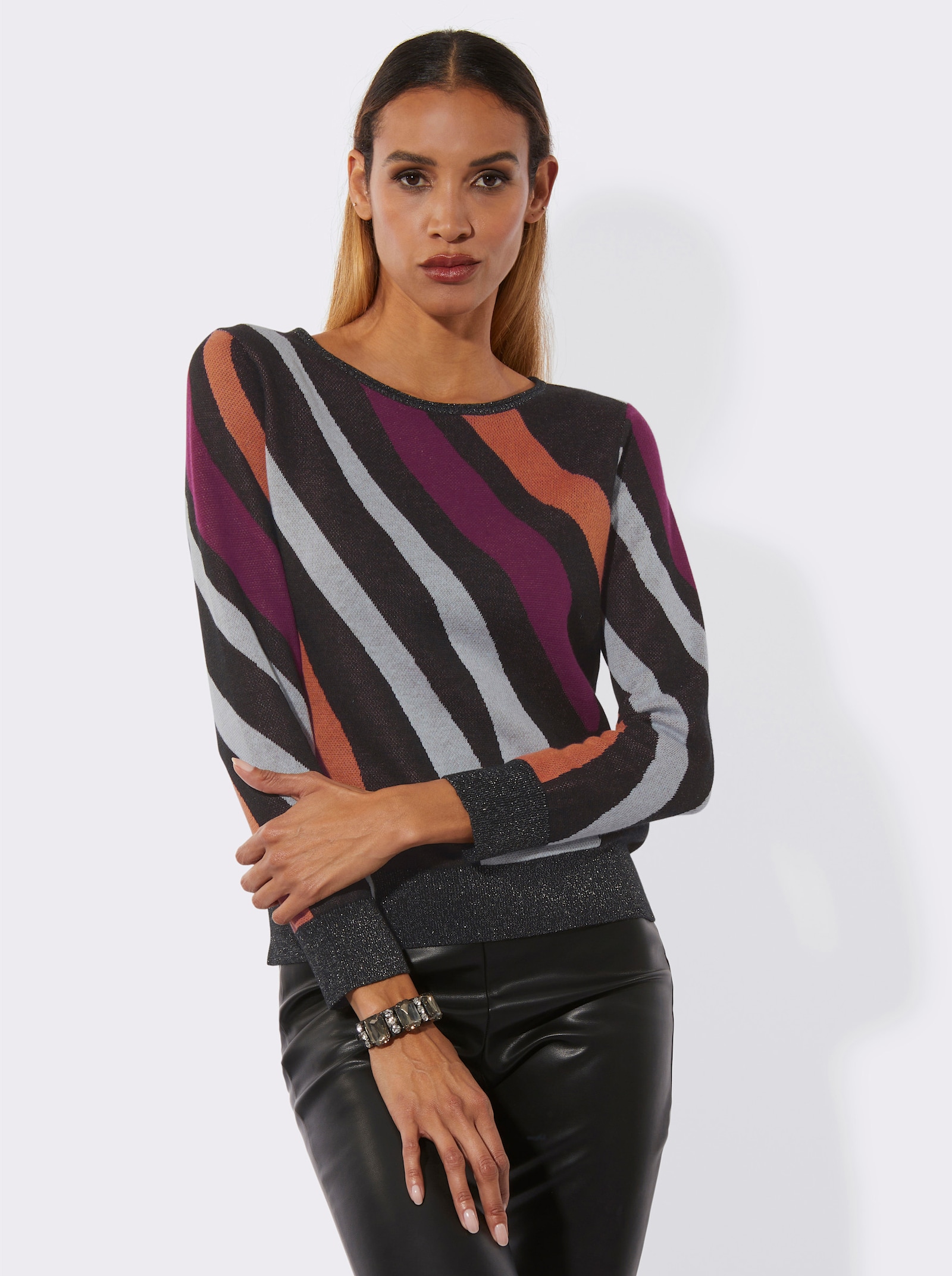 Pull jacquard avec fil brillant - noir-corail à motifs