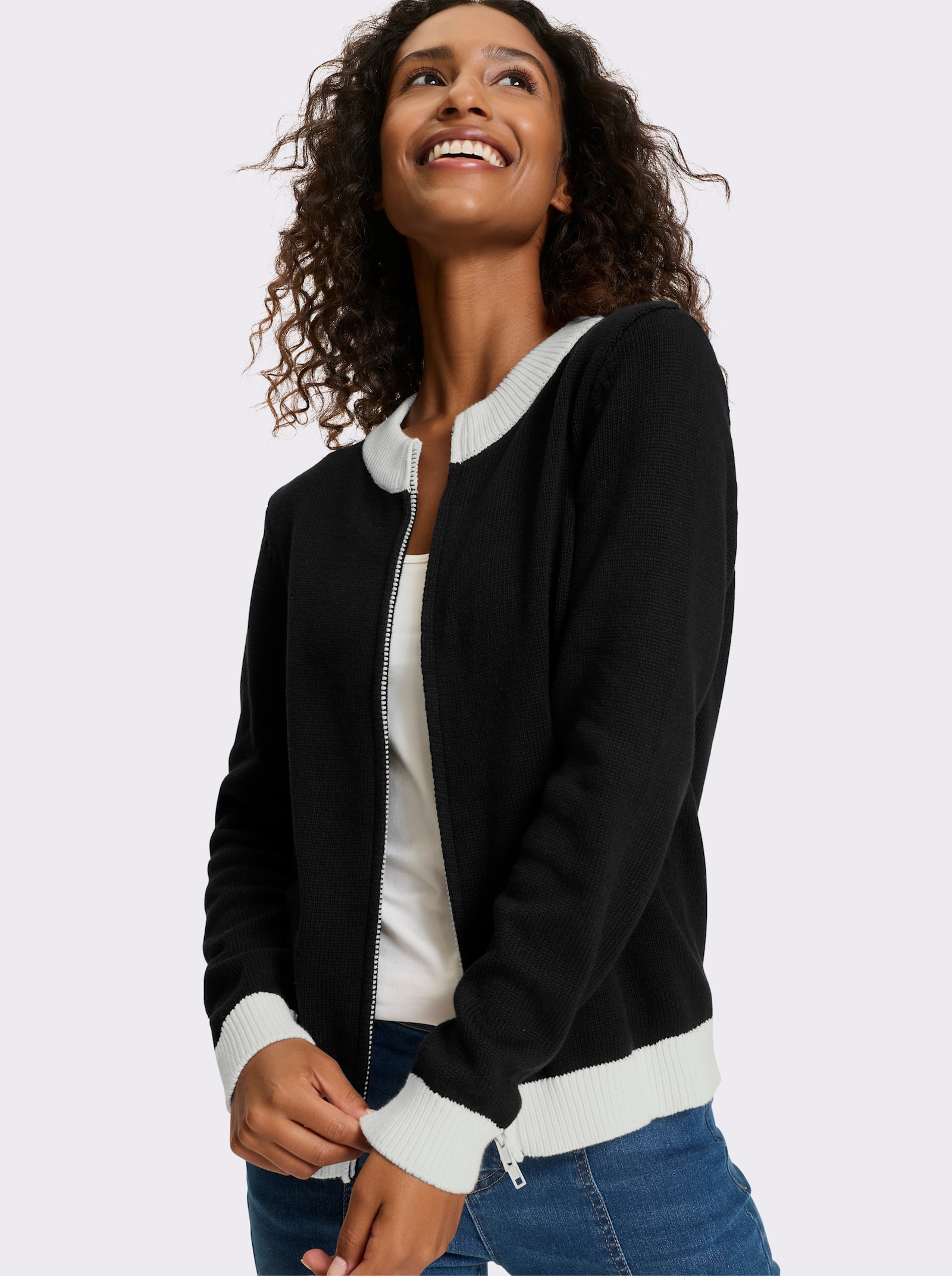 heine Strickjacke mit Blockstreifen - schwarz-ecru