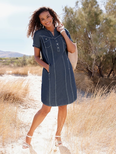 Jeanskleid mit abgerundetem Saum - blue-stone-washed