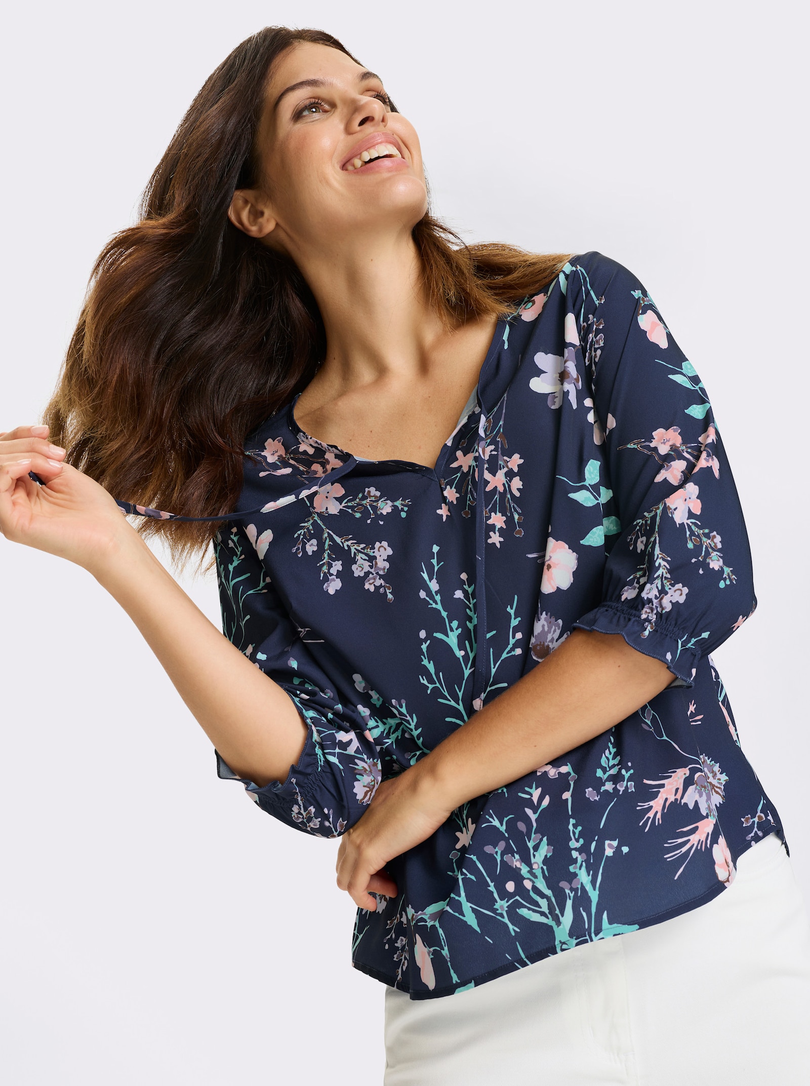 Navlékací halenka s volánky na rukávech - námořnická modrá-světle růžová-potisk