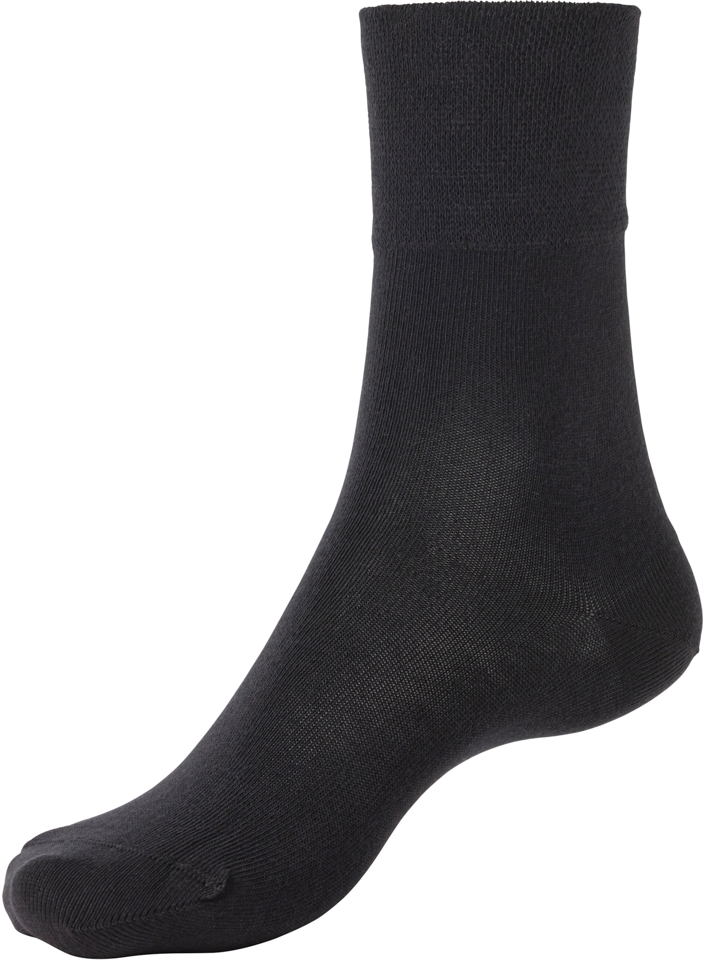 nicht günstig Kaufen-Socken in 6x schwarz von H.I.S. Socken in 6x schwarz von H.I.S <![CDATA[Dir Socken von H.I.S sind nicht nur was für Diabetiker. Das extrabreite, venenfreundliche Softbündchen schnürt nicht ein und kann somit die Durchblutung fördern. Diesen Allrounder