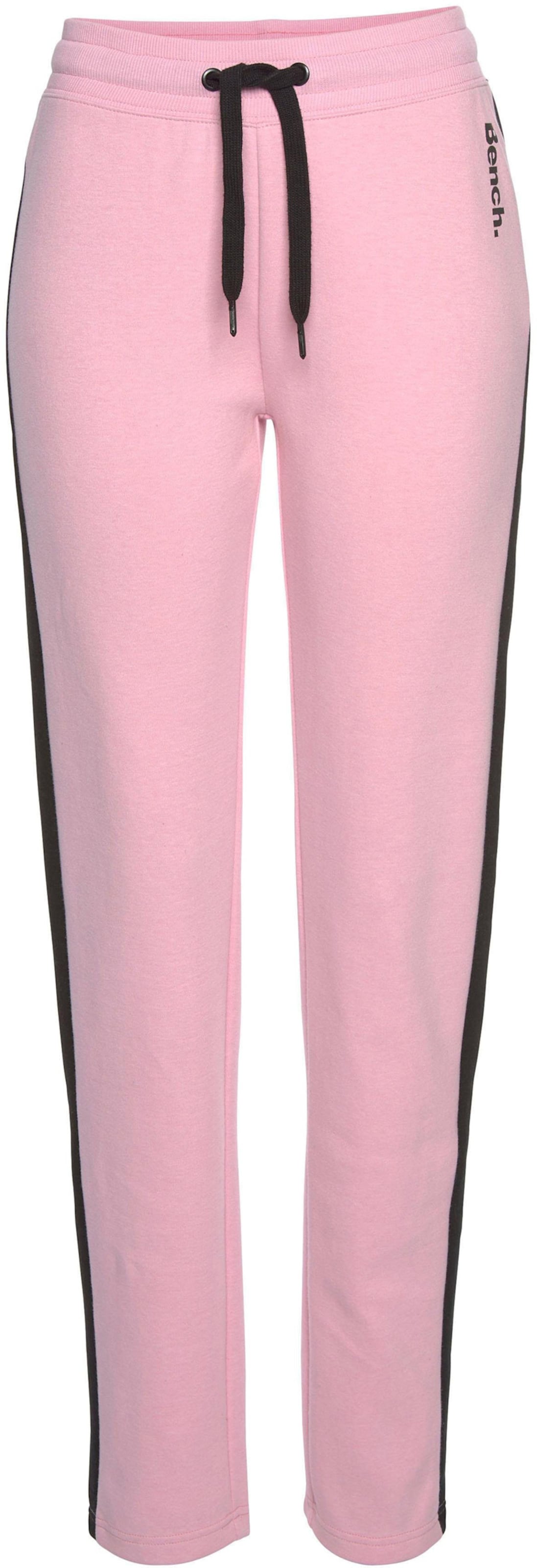 ROSA günstig Kaufen-Loungehose in rosa-schwarz von heine. Loungehose in rosa-schwarz von heine <![CDATA[Lässige Loungehose von Bench. Rippbündchen mit Tunnelzug und Kordel zum binden. Aus 60% Baumwolle (unterstützt Cotton made in Africa), 40% Polyester.]]>. 