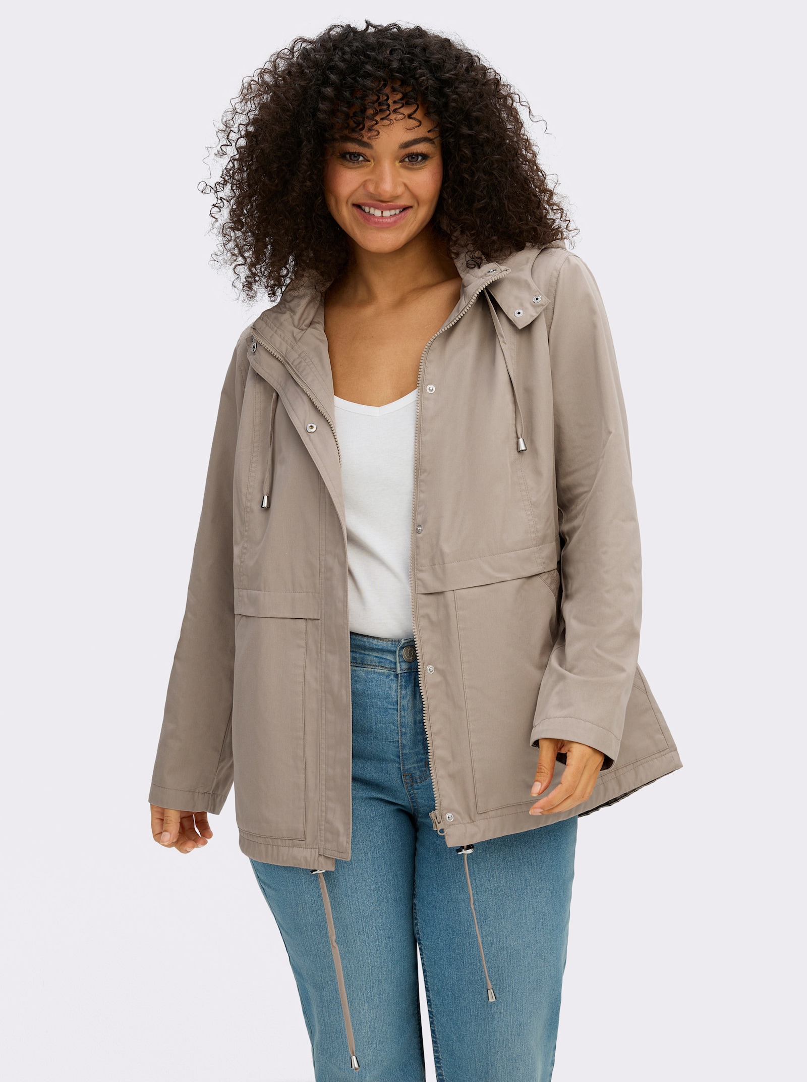 Kapuzenjacke mit Stehkragen - sesam