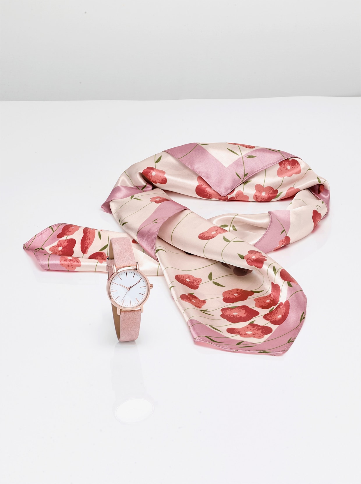 Tuch und Armbanduhr - rosé