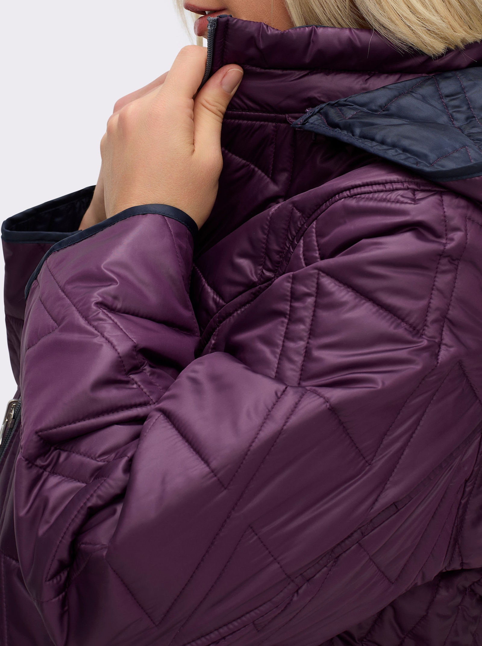 Wendejacke mit Kapuze, abzippbar - violett