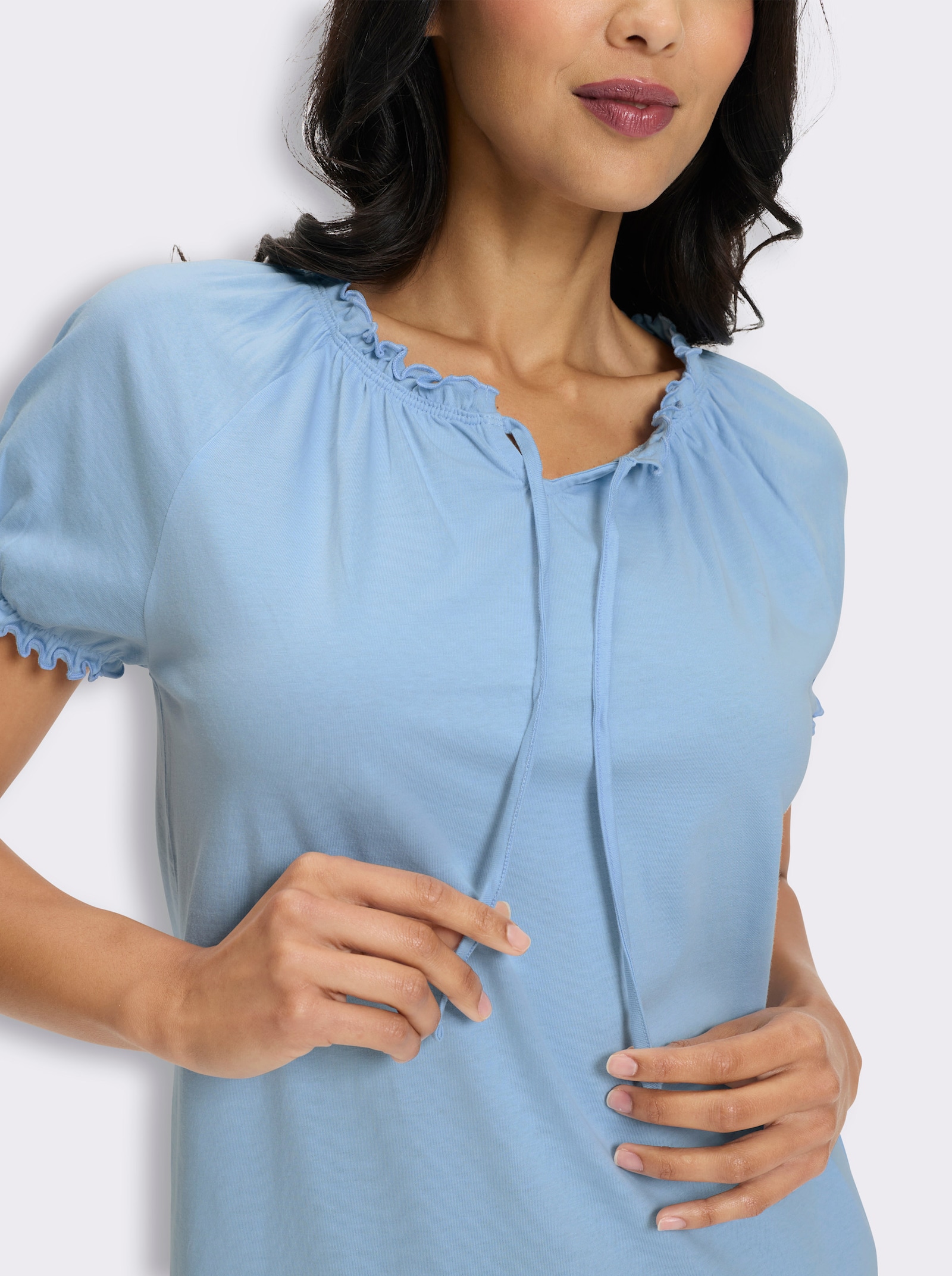 Trachtenshirt mit Rüschen und Bindeband - eisblau