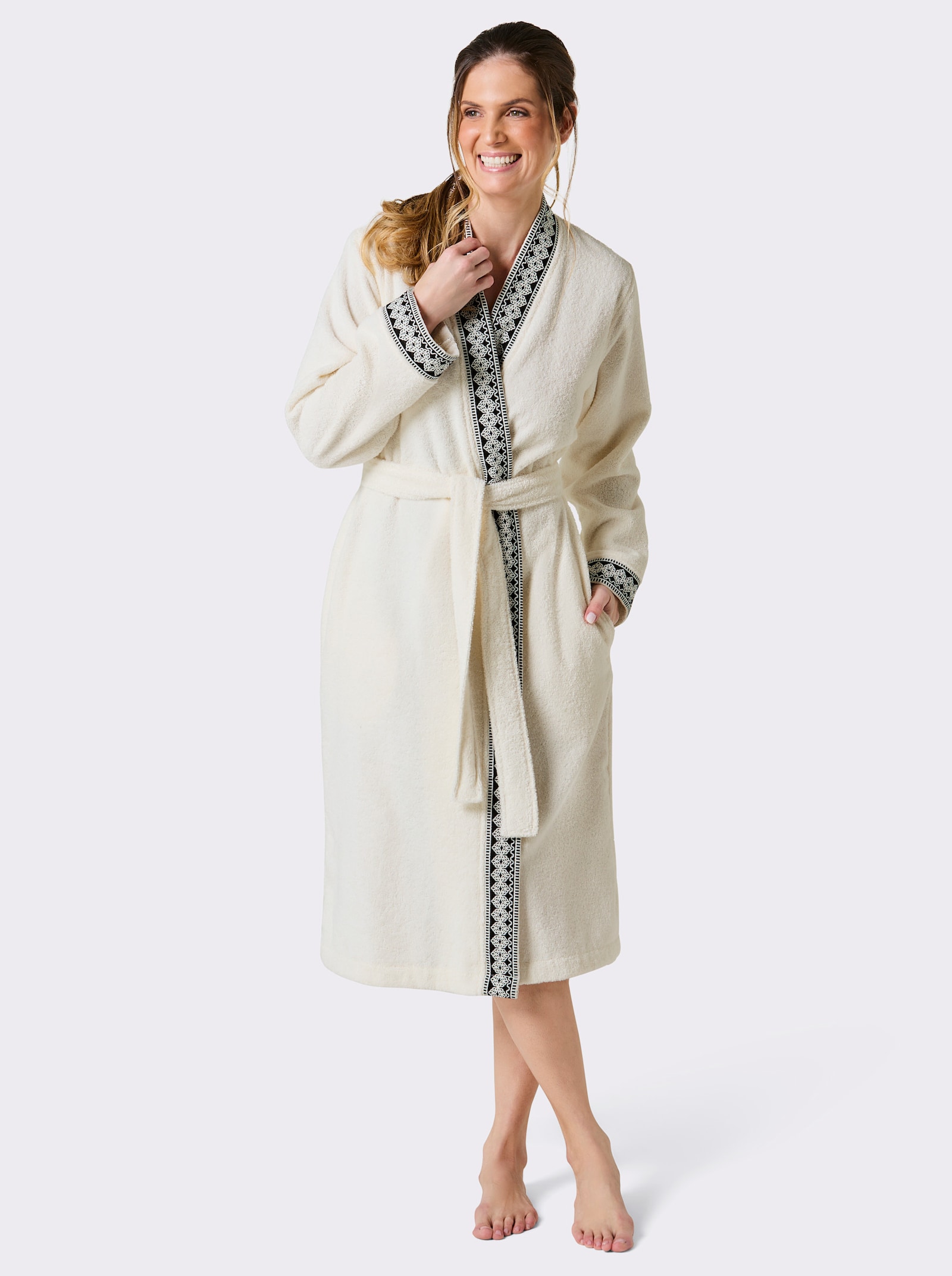 Plantier Bademantel mit Webblende - weiß-schwarz