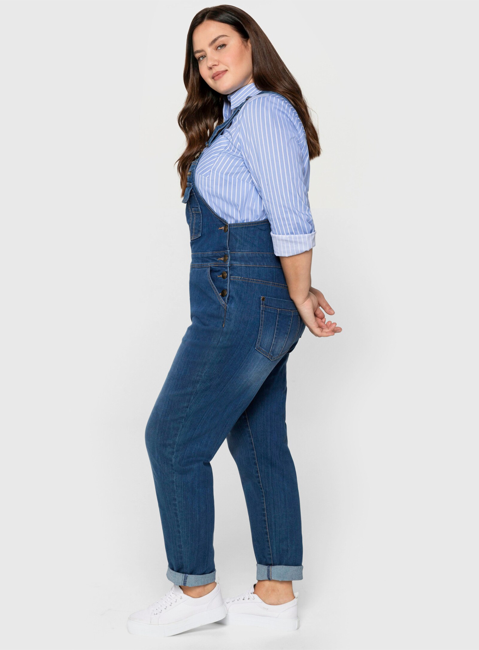 sheego Jeanslatzhose mit elastischem Einsatz - blue used denim
