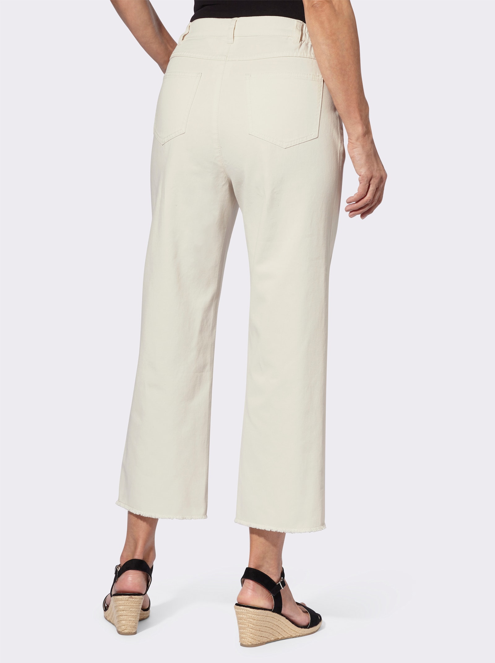 7/8-Jeans mit Cut-Out-Details - ecru