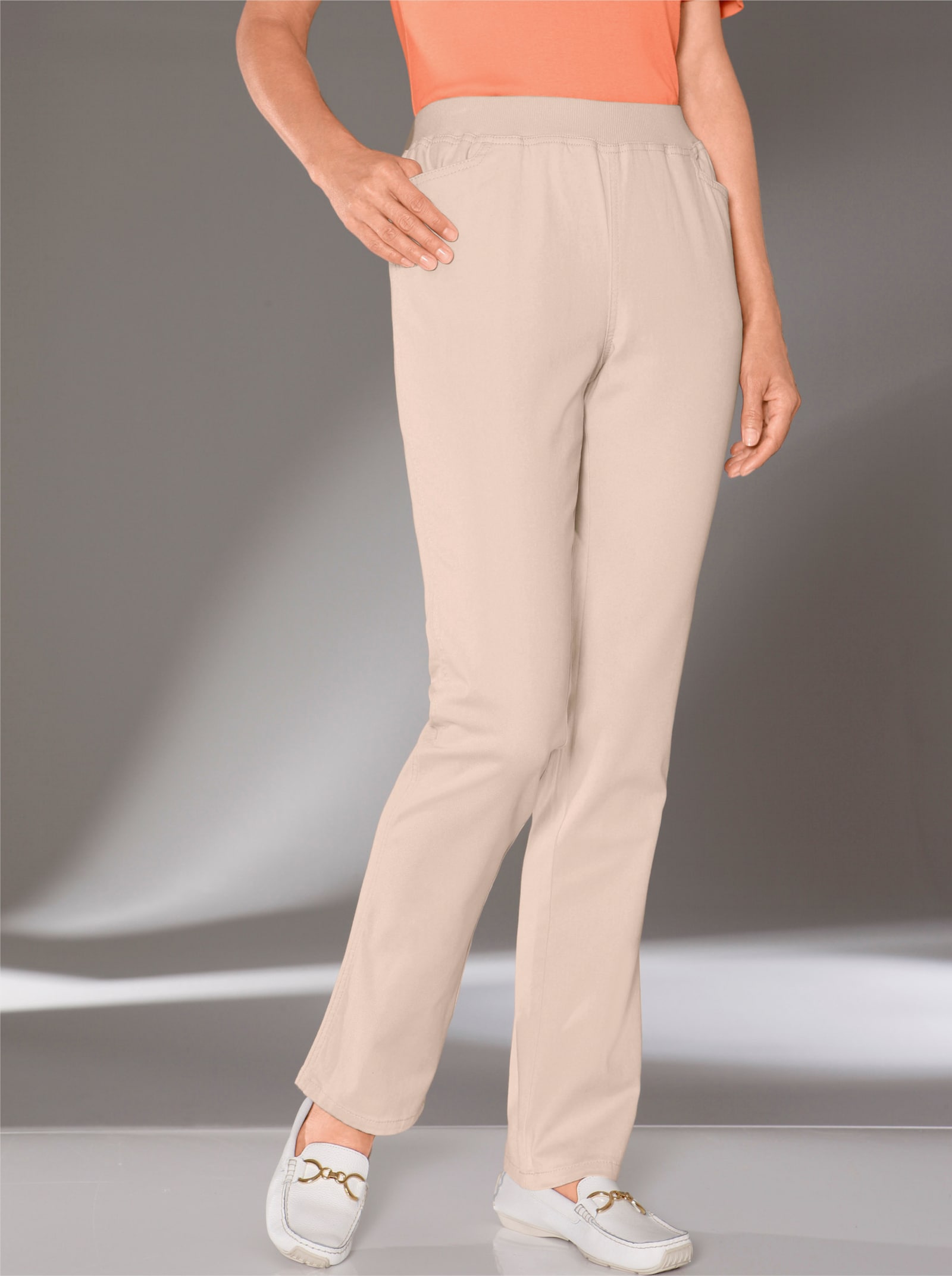 Strečové džíny s elastickým pasem - písková