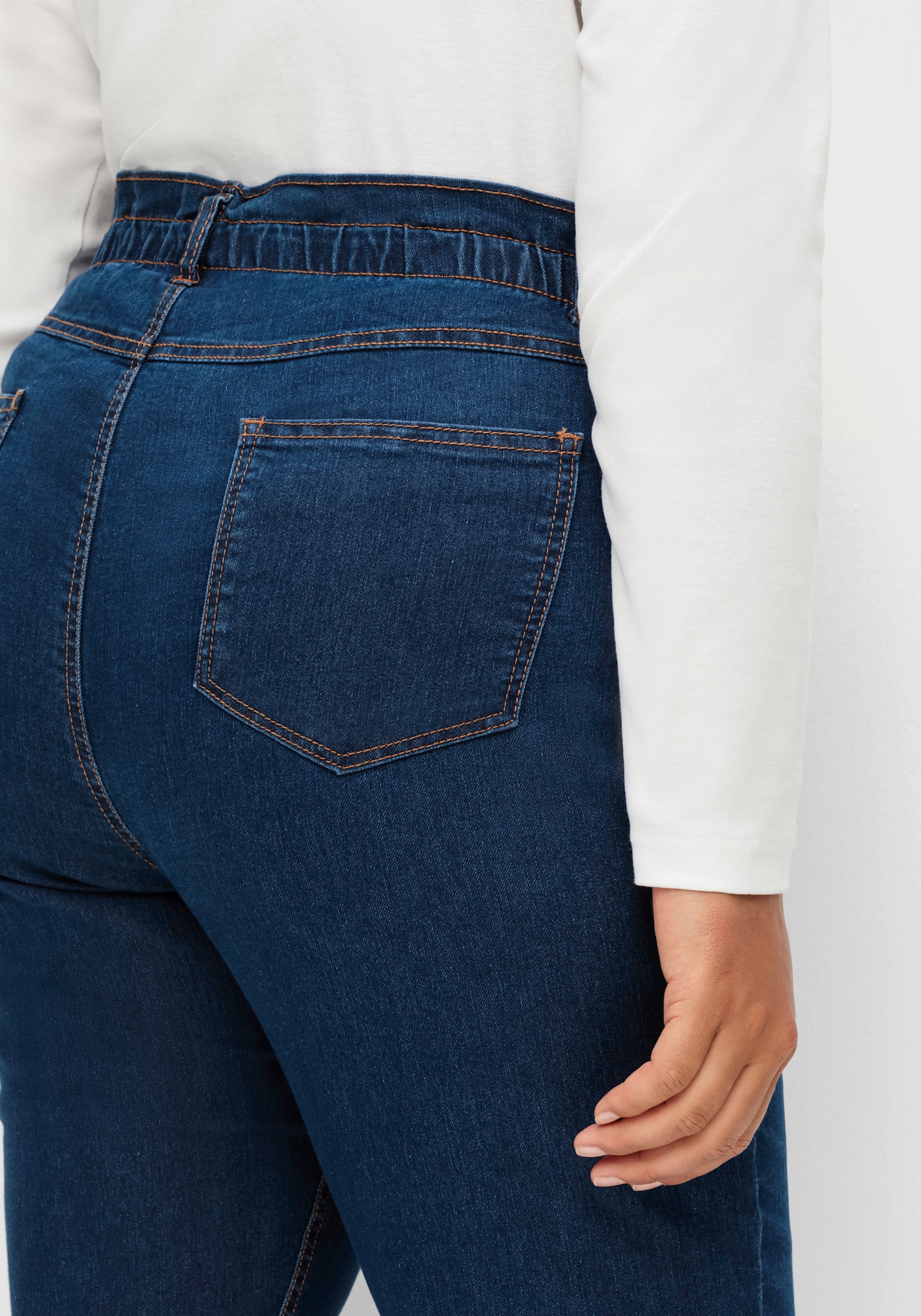 Jeans im Paperbag-Schnitt - blue-stone-washed