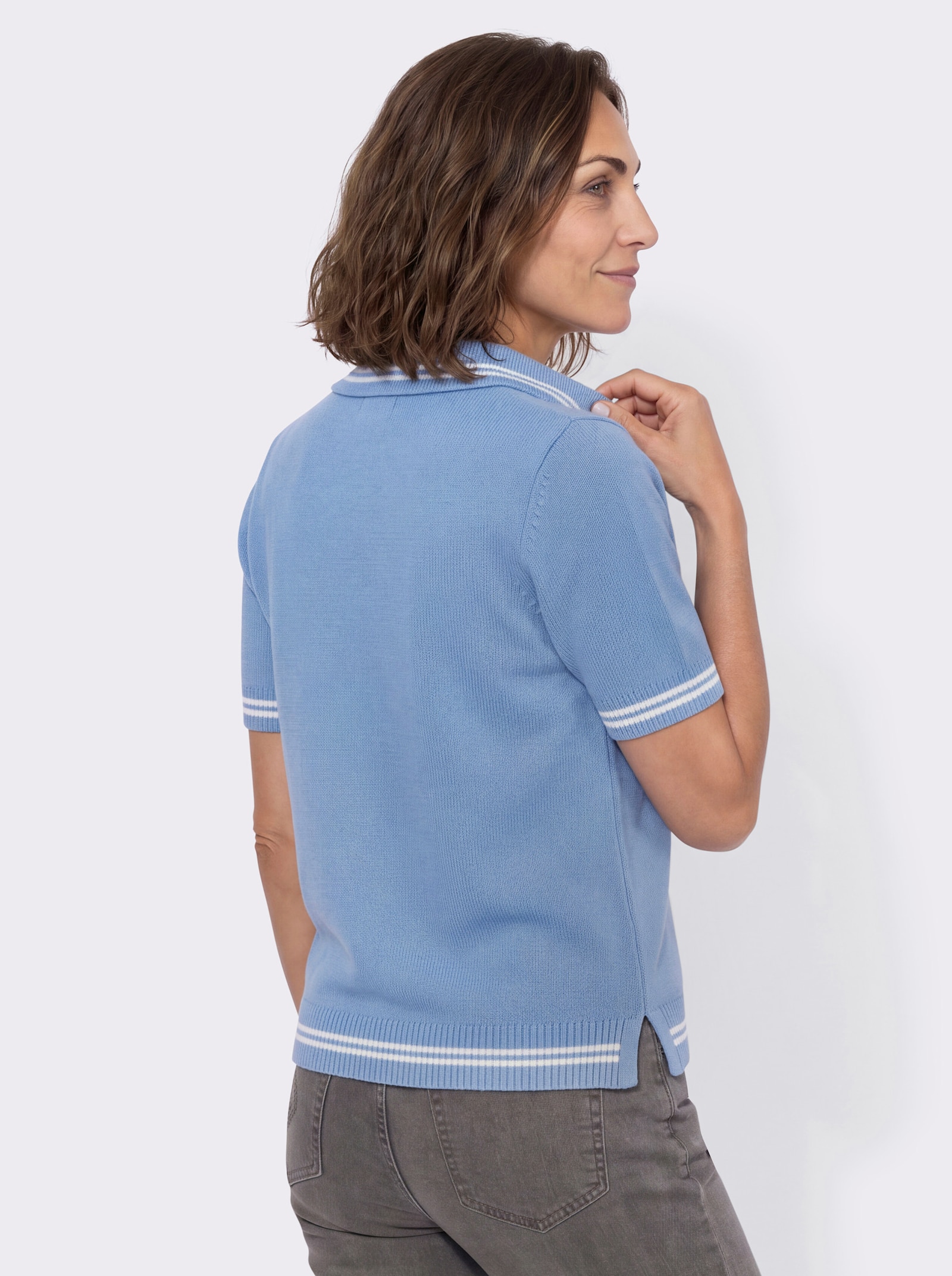 Polopullover mit Seitenschlitzen - himmelblau-ecru-geringelt