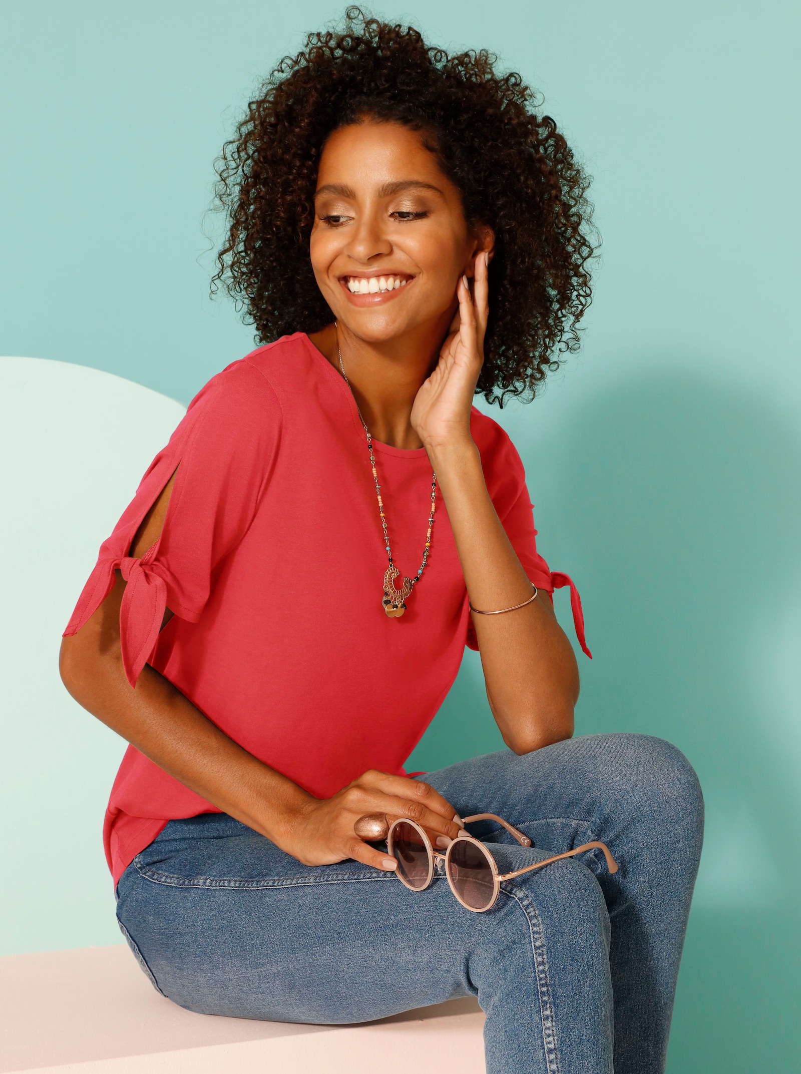 Kurzarmshirt mit Bindeband am Ärmel - korallenrot