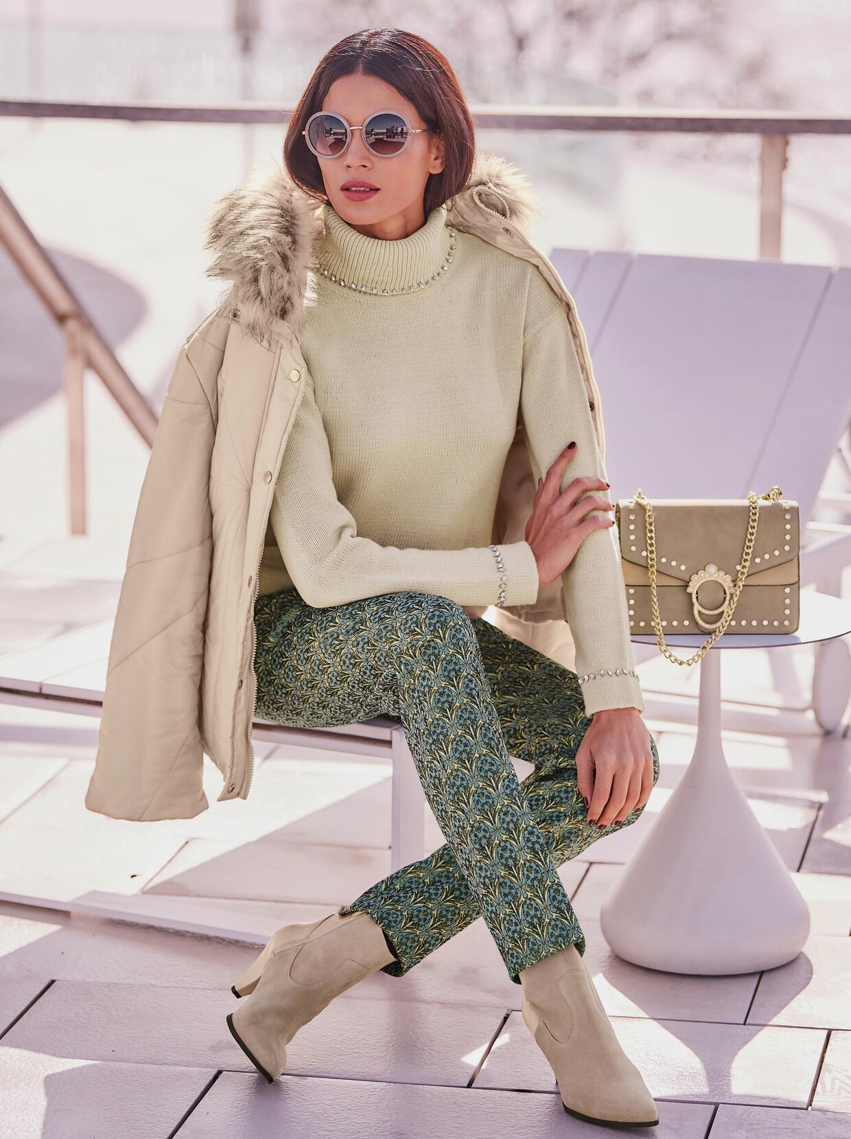 Ashley Brooke Rollkragenpullover - sand